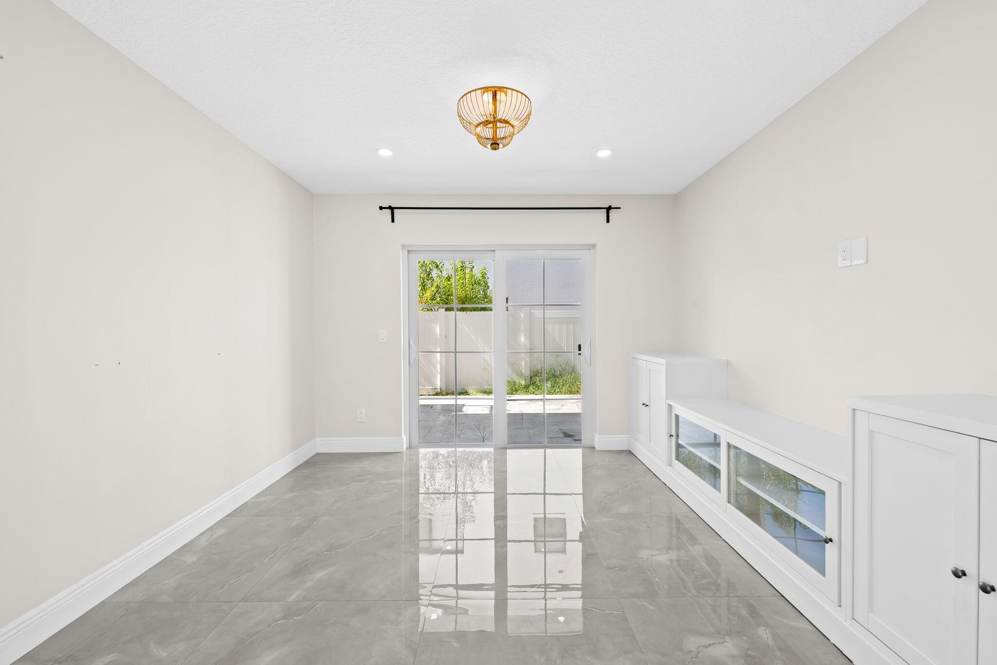 L'ERMITAGE OF BOCA - Residential