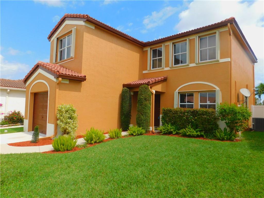 HAMMOCKS AT RIVERGLEN - Residential