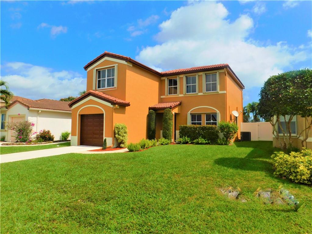 HAMMOCKS AT RIVERGLEN - Residential