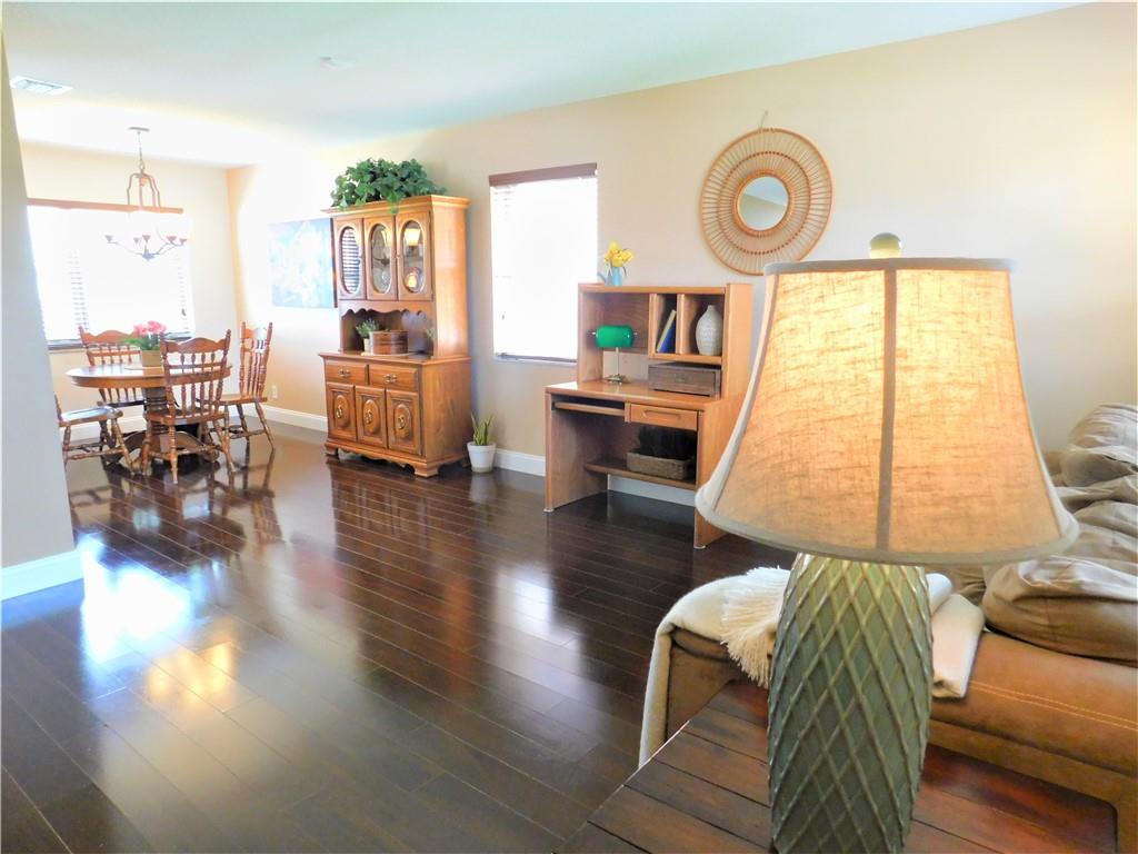 HAMMOCKS AT RIVERGLEN - Residential