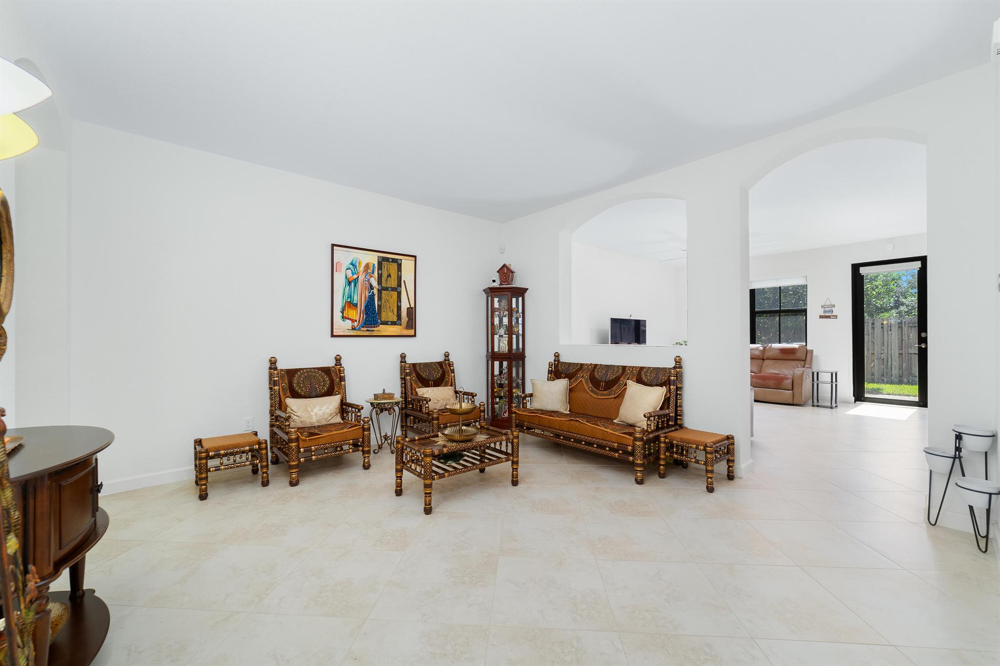 8416 Lakeview Trail
