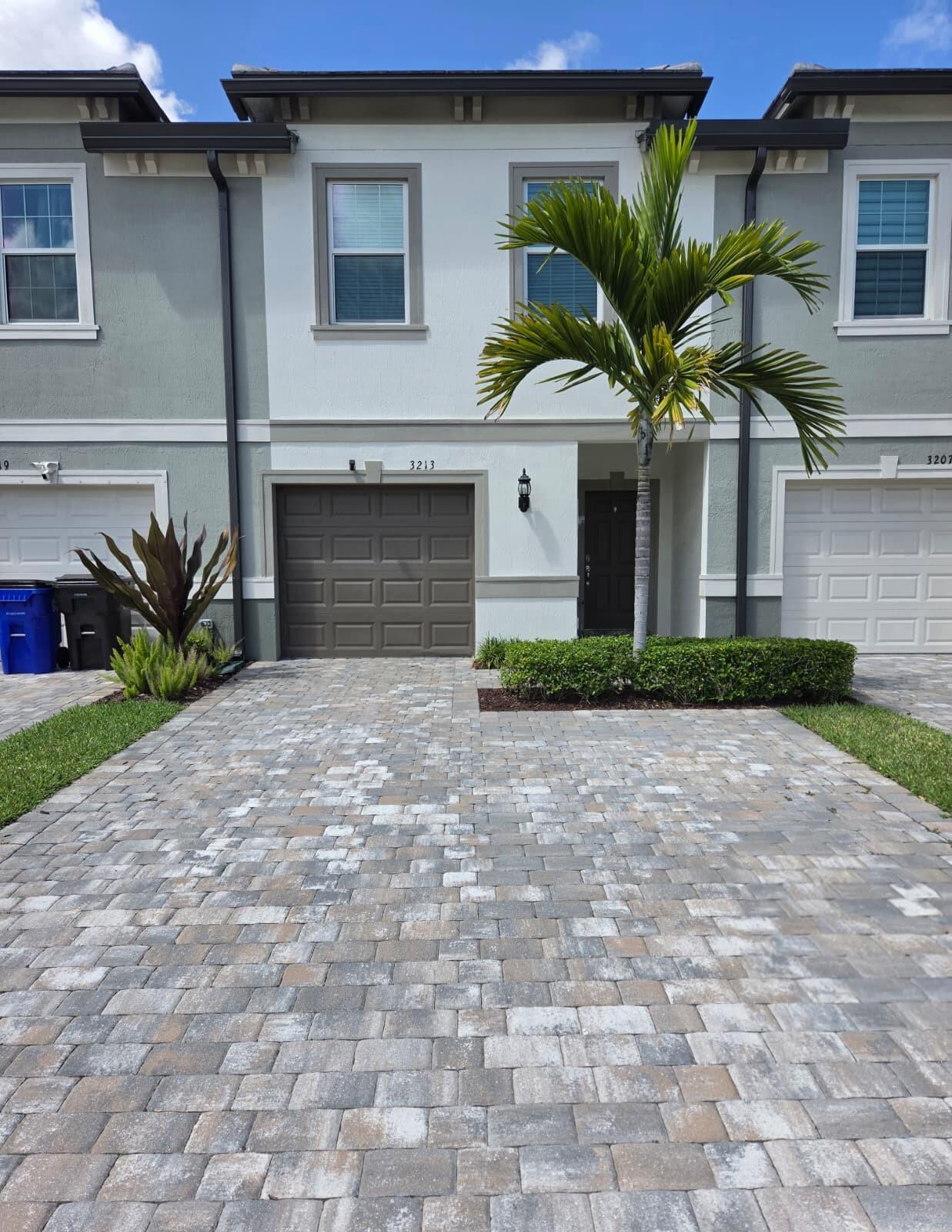 SOMERSET PLAZA - Residential Lease