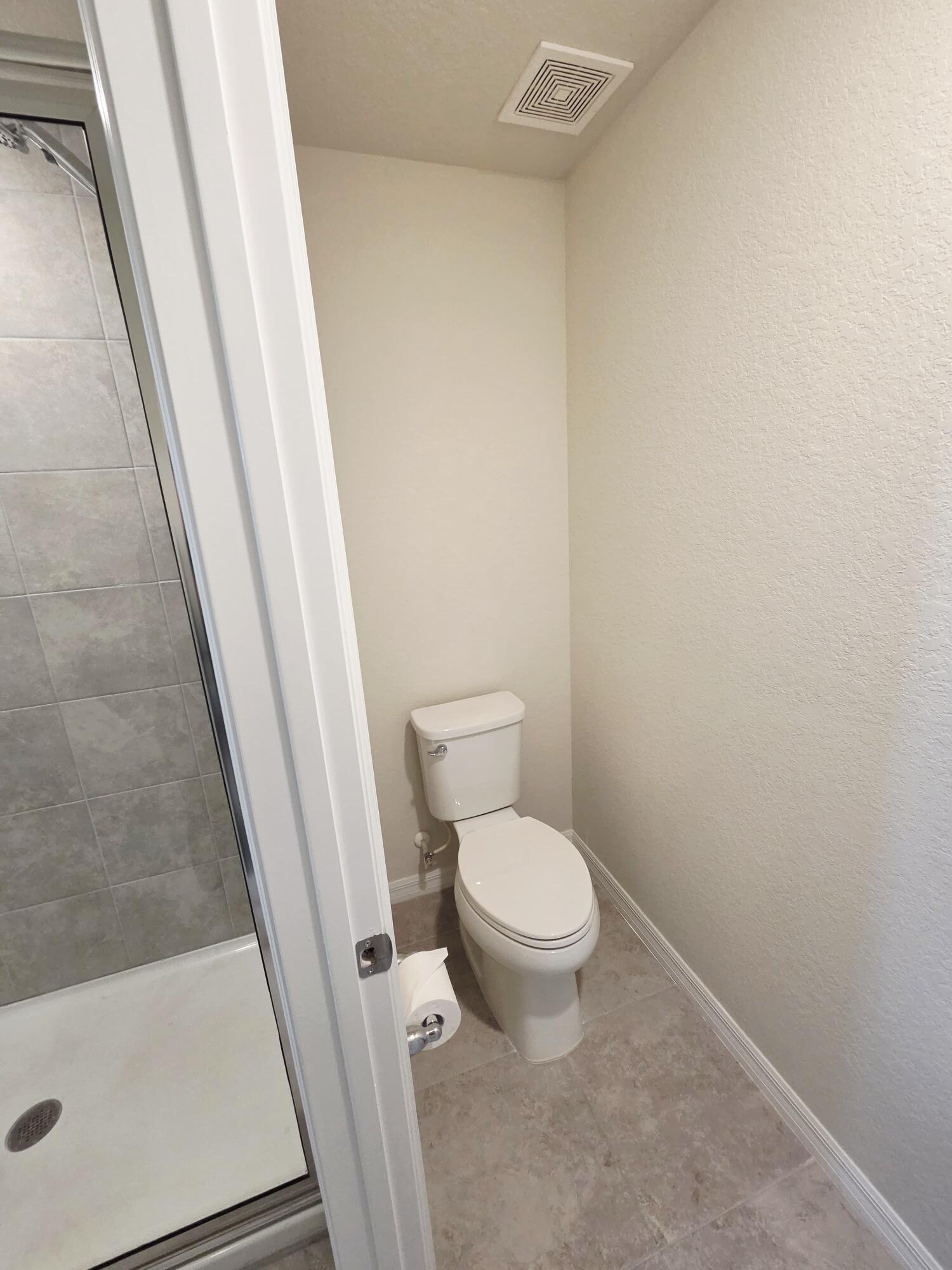 SOMERSET PLAZA - Residential Lease