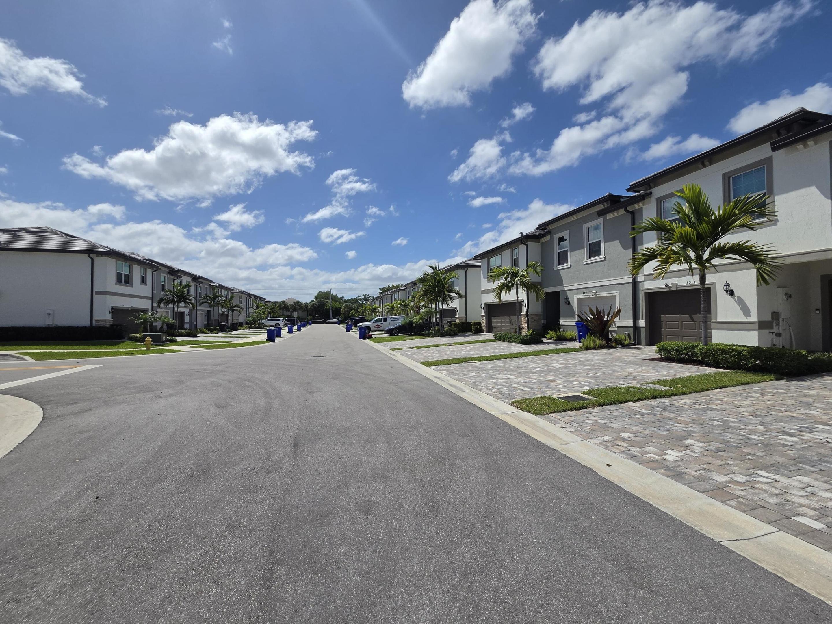 SOMERSET PLAZA - Residential Lease