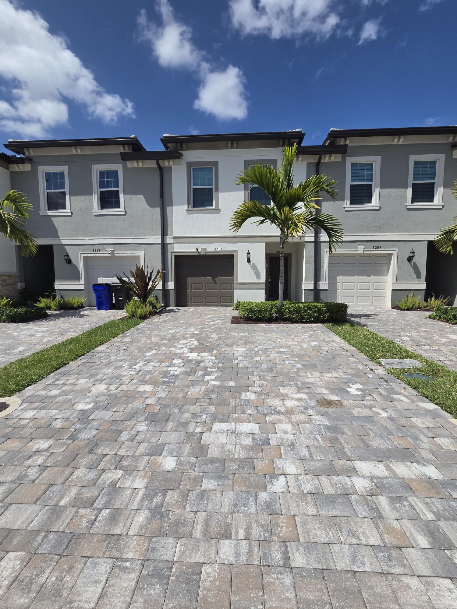 SOMERSET PLAZA - Residential Lease