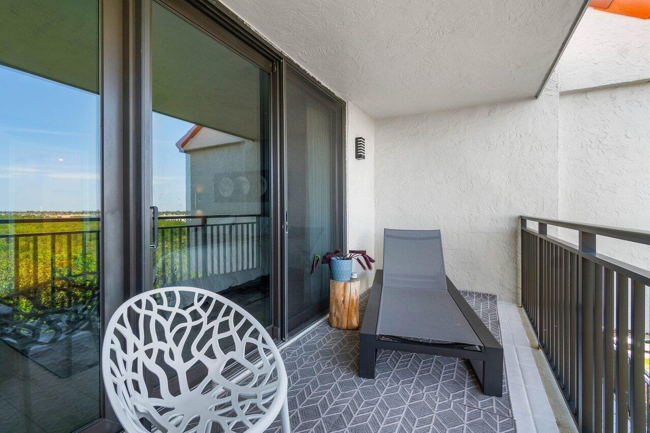 REGENCY HIGHLAND CLUB CON - Residential Lease