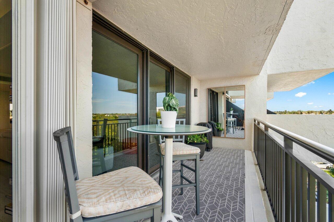 REGENCY HIGHLAND CLUB CON - Residential Lease