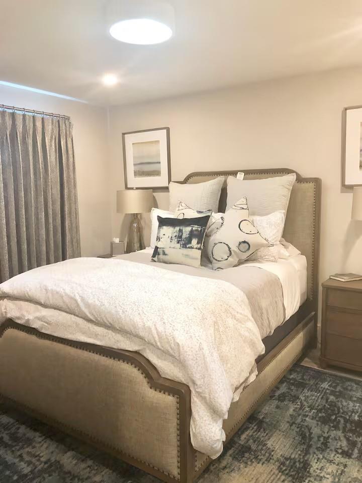 Ethan House Condo - Residential