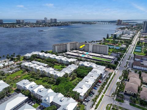 801 Lake Shore Drive 310 Lake Park FL 33403