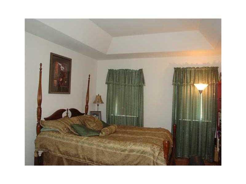 COURTYARD AT JACARANDA CO - Residential Lease