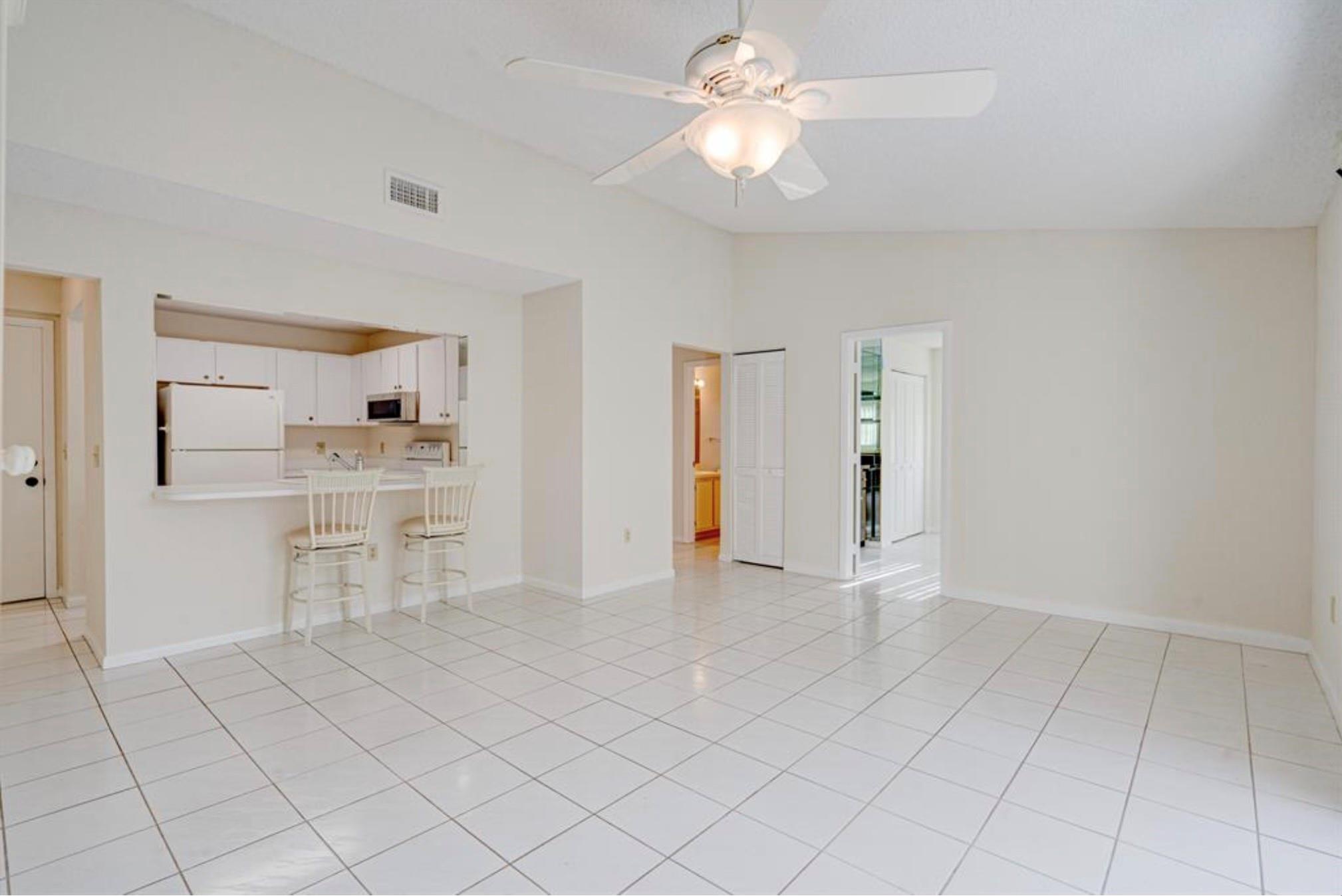811 SE 4th Ave 205C