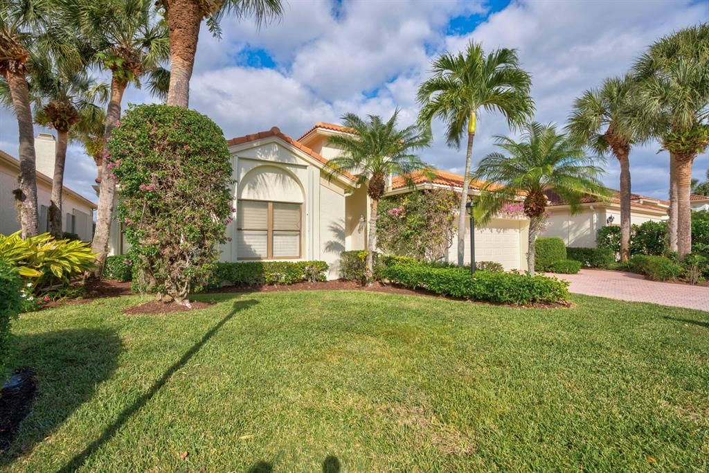 Photo of 3518 Lantern Bay Drive, Jupiter, FL 33477 (MLS # R10748353)