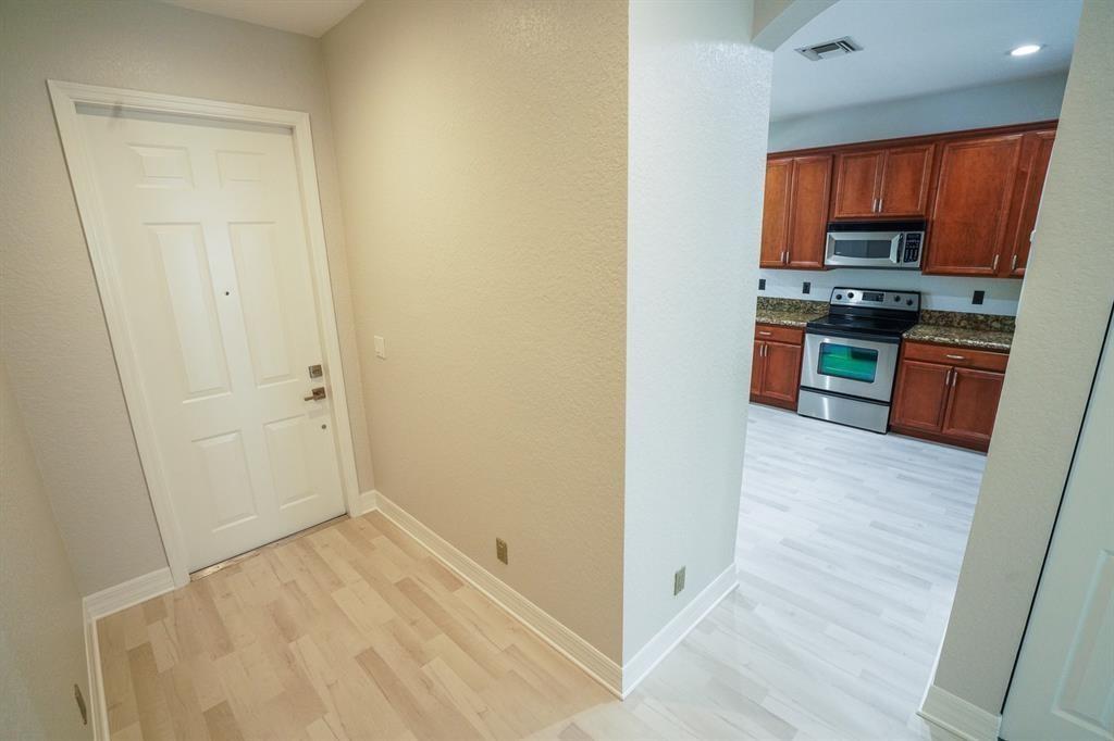 981 NW 18th Ave