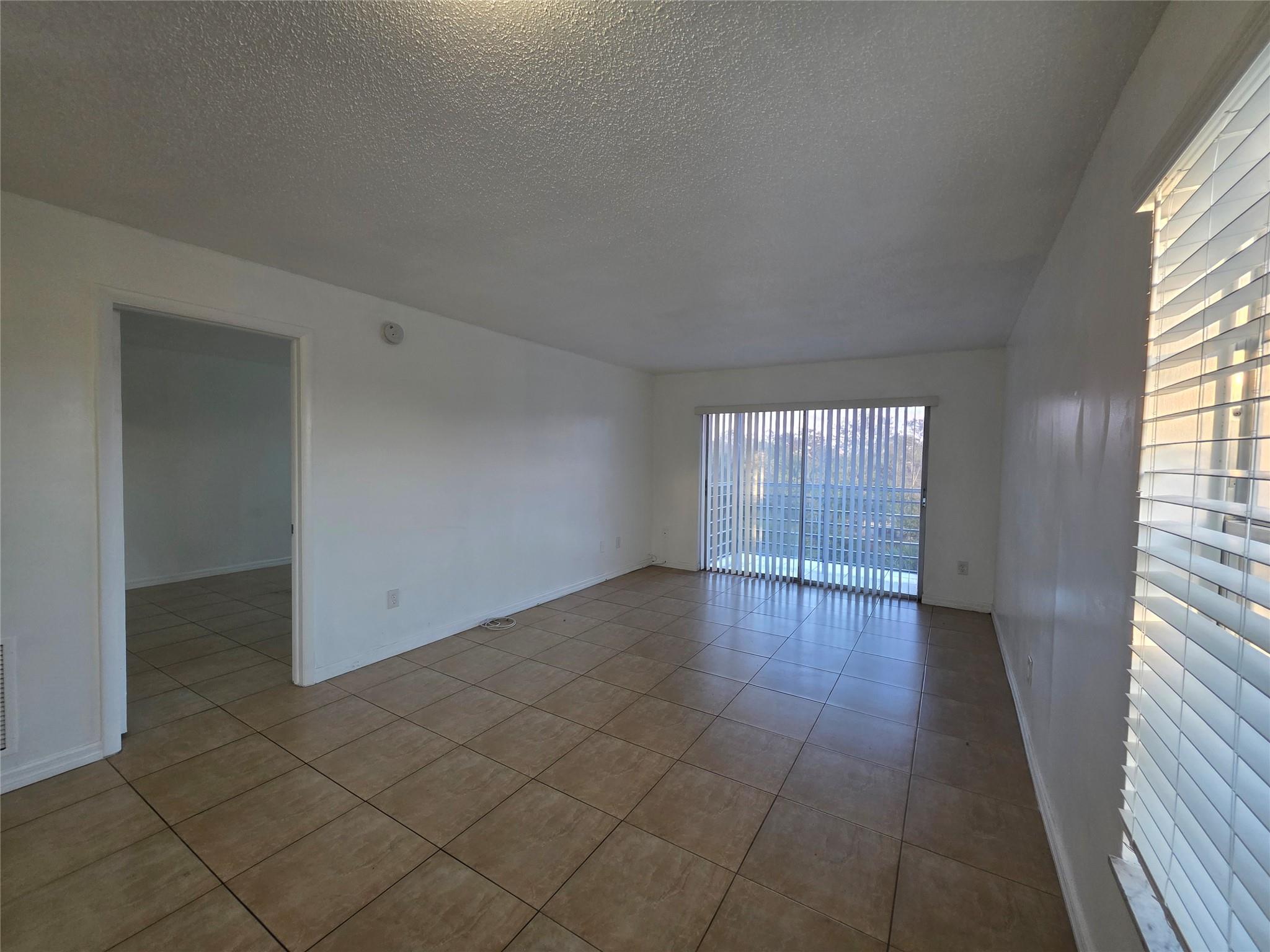 Brookfield Square Condo - Residential Lease