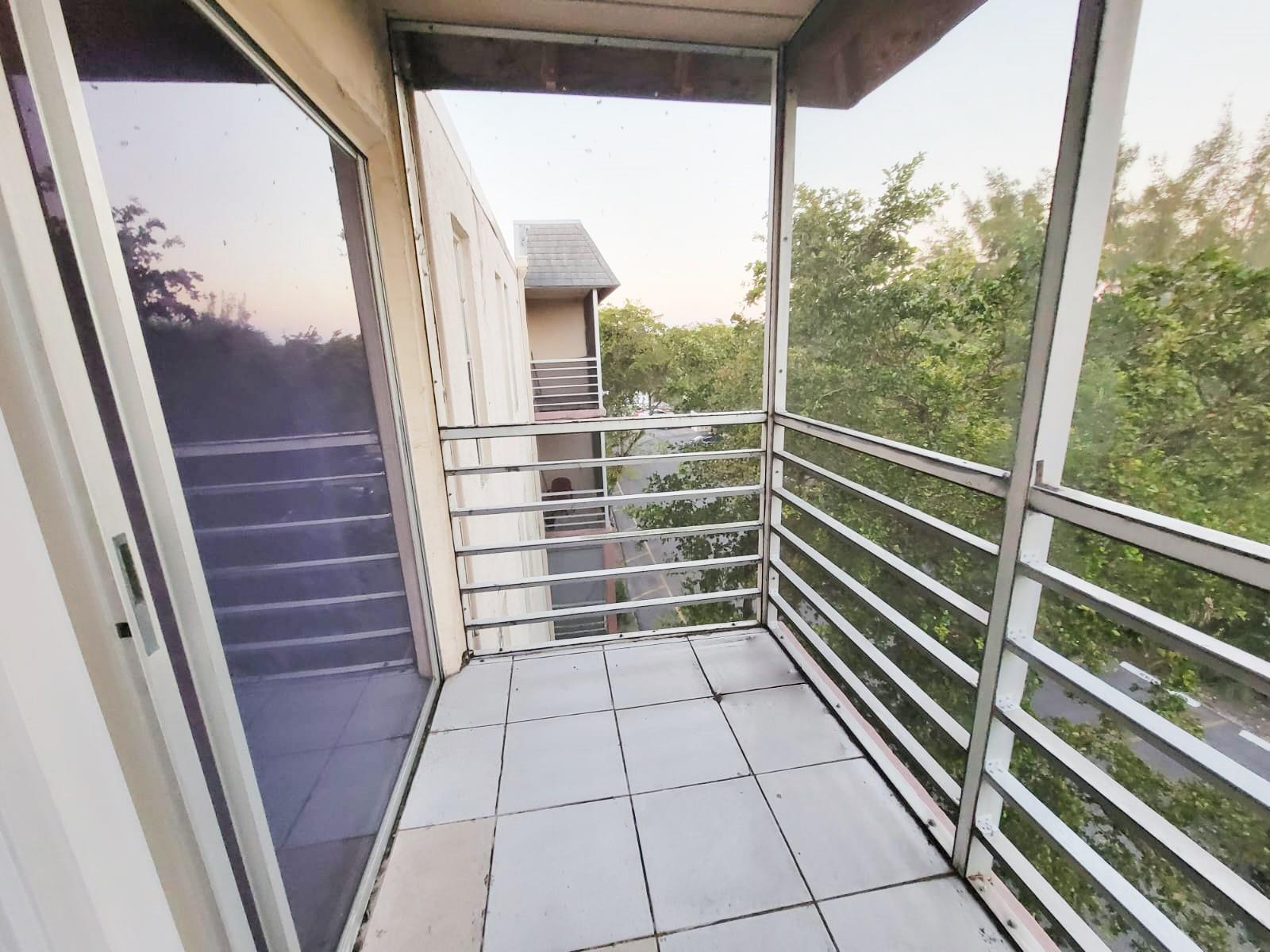 Brookfield Square Condo - Residential Lease