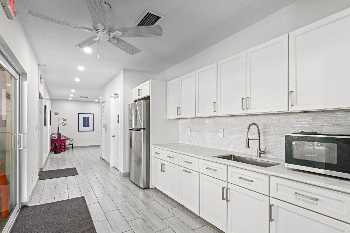 NO 99 PALM-AIRE COUNTRY CLUB - Residential