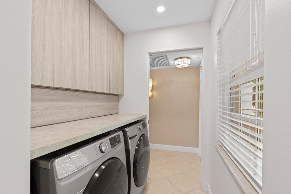 NO 99 PALM-AIRE COUNTRY CLUB - Residential