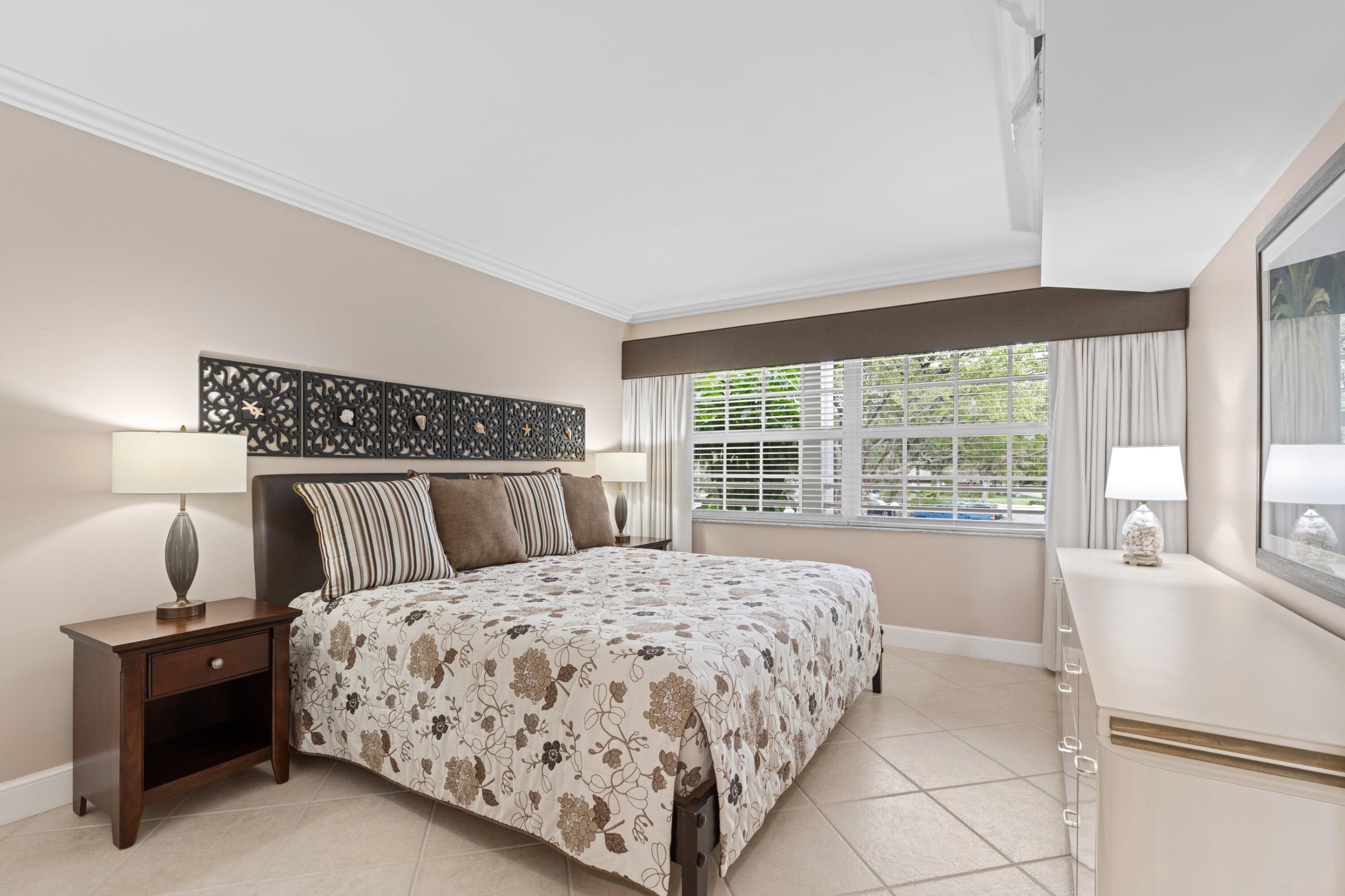 NO 99 PALM-AIRE COUNTRY CLUB - Residential