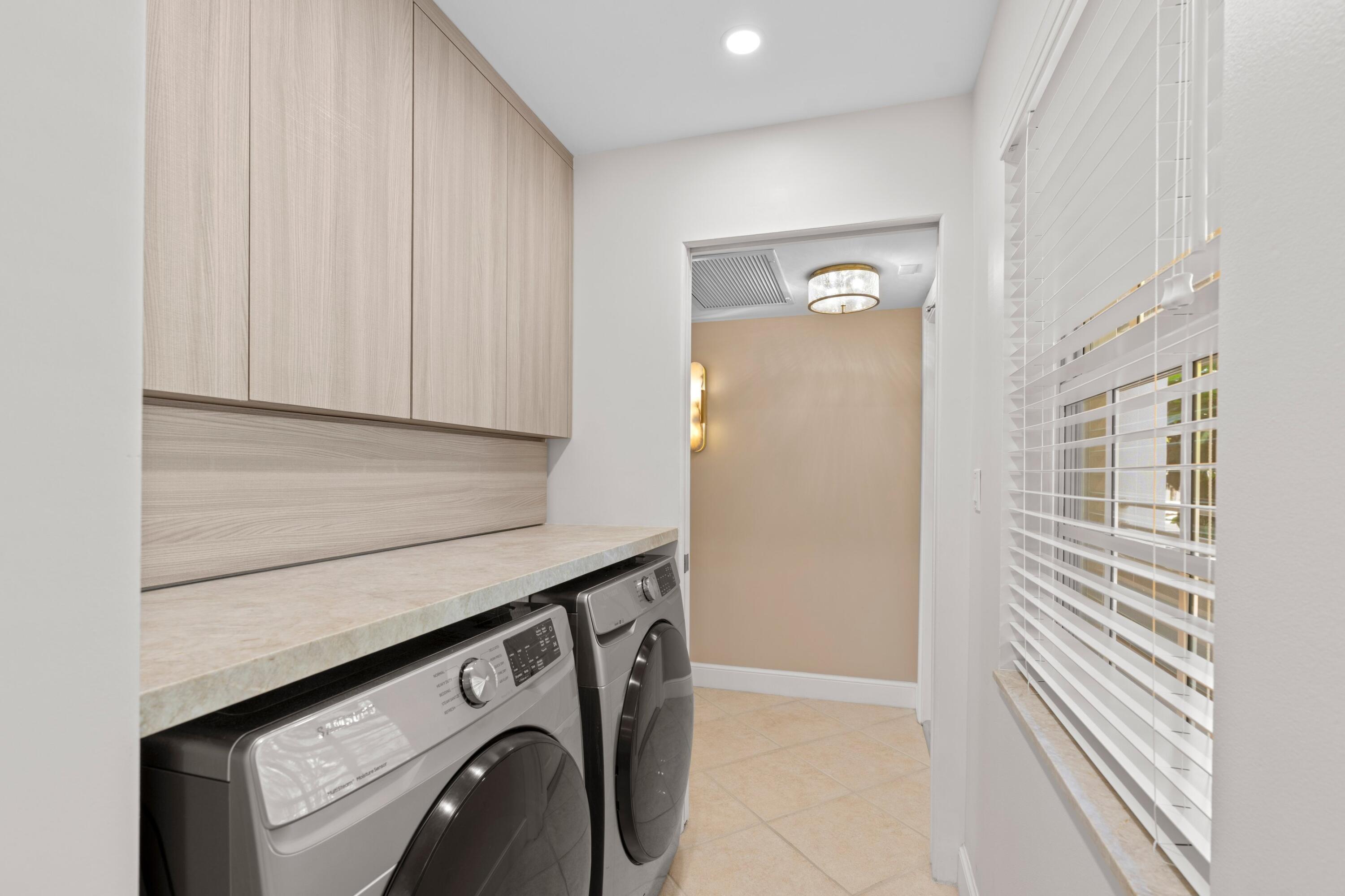 NO 99 PALM-AIRE COUNTRY CLUB - Residential