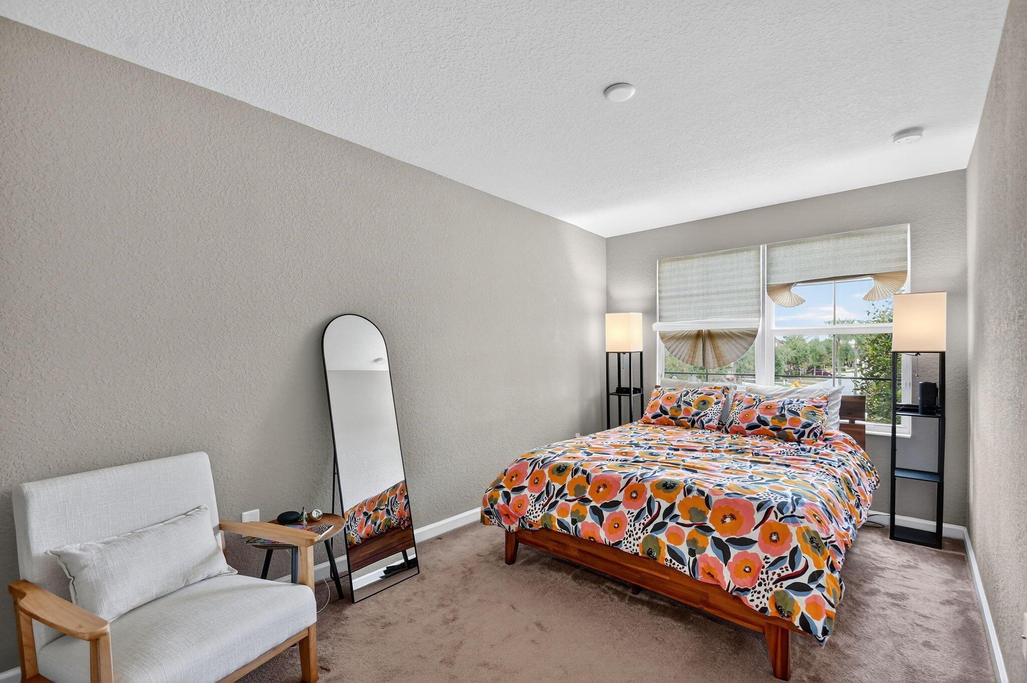 COLONY RESERVE AT LAKE WO - Residential Lease