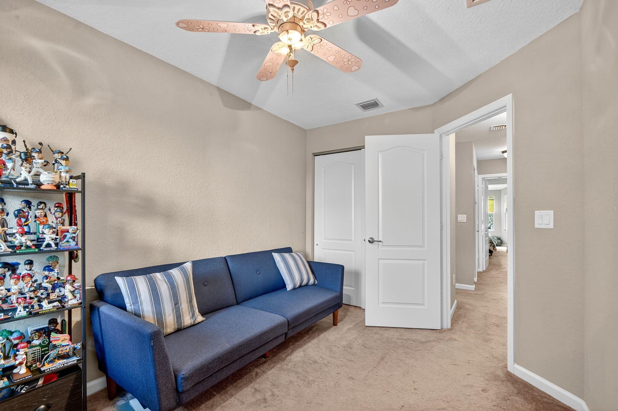 COLONY RESERVE AT LAKE WO - Residential Lease