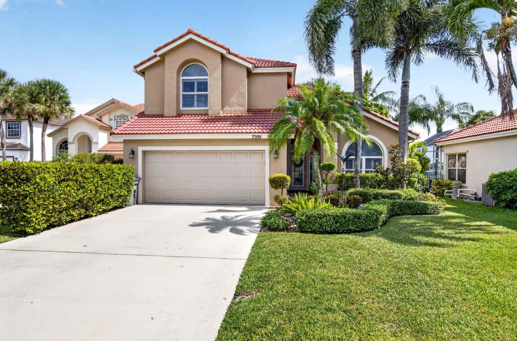 Photo of 7591 BRUNSON Circle, Lake Worth, FL 33467 (MLS # B26058036)