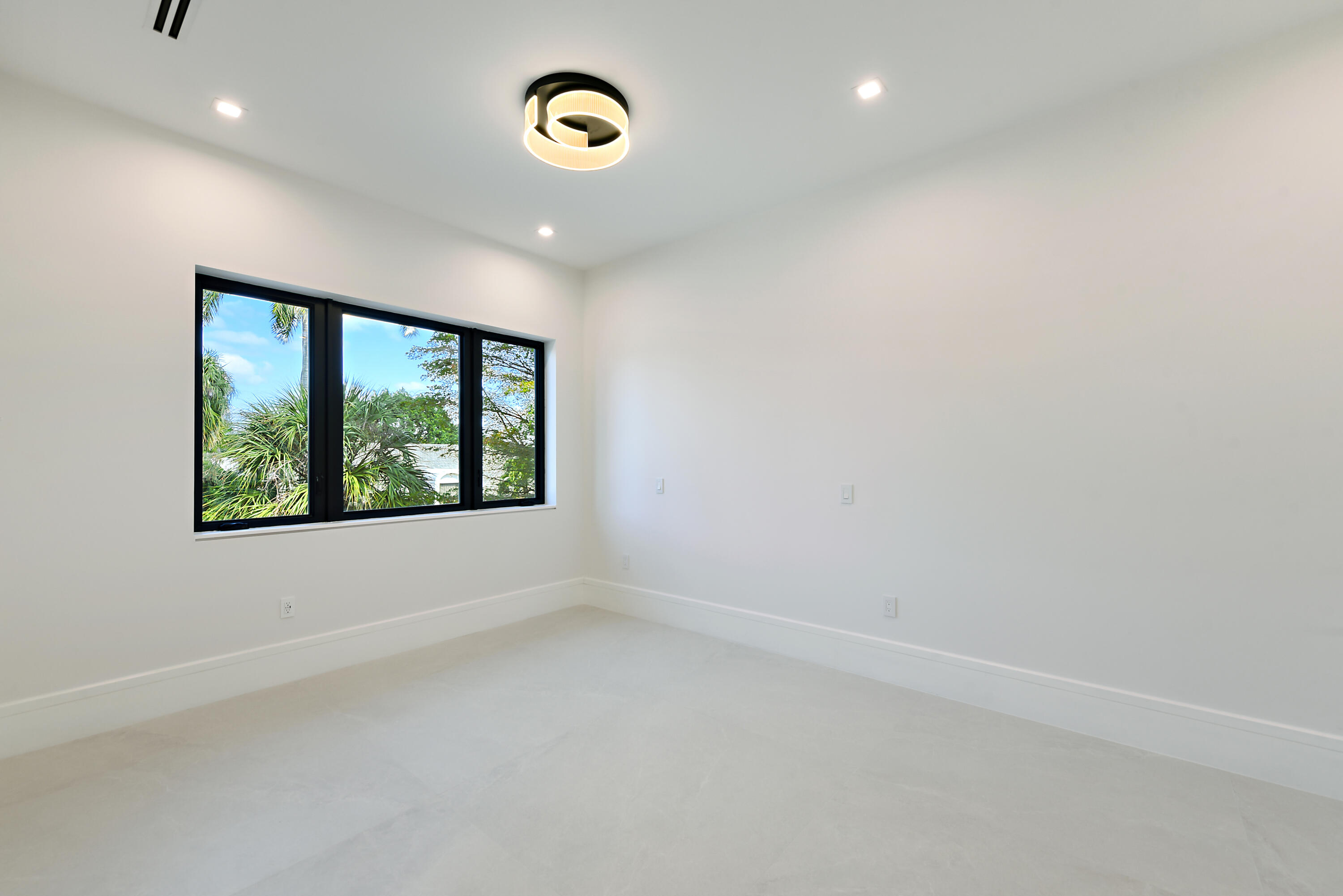 ST ANDREWS COUNTRY CLUB - Residential