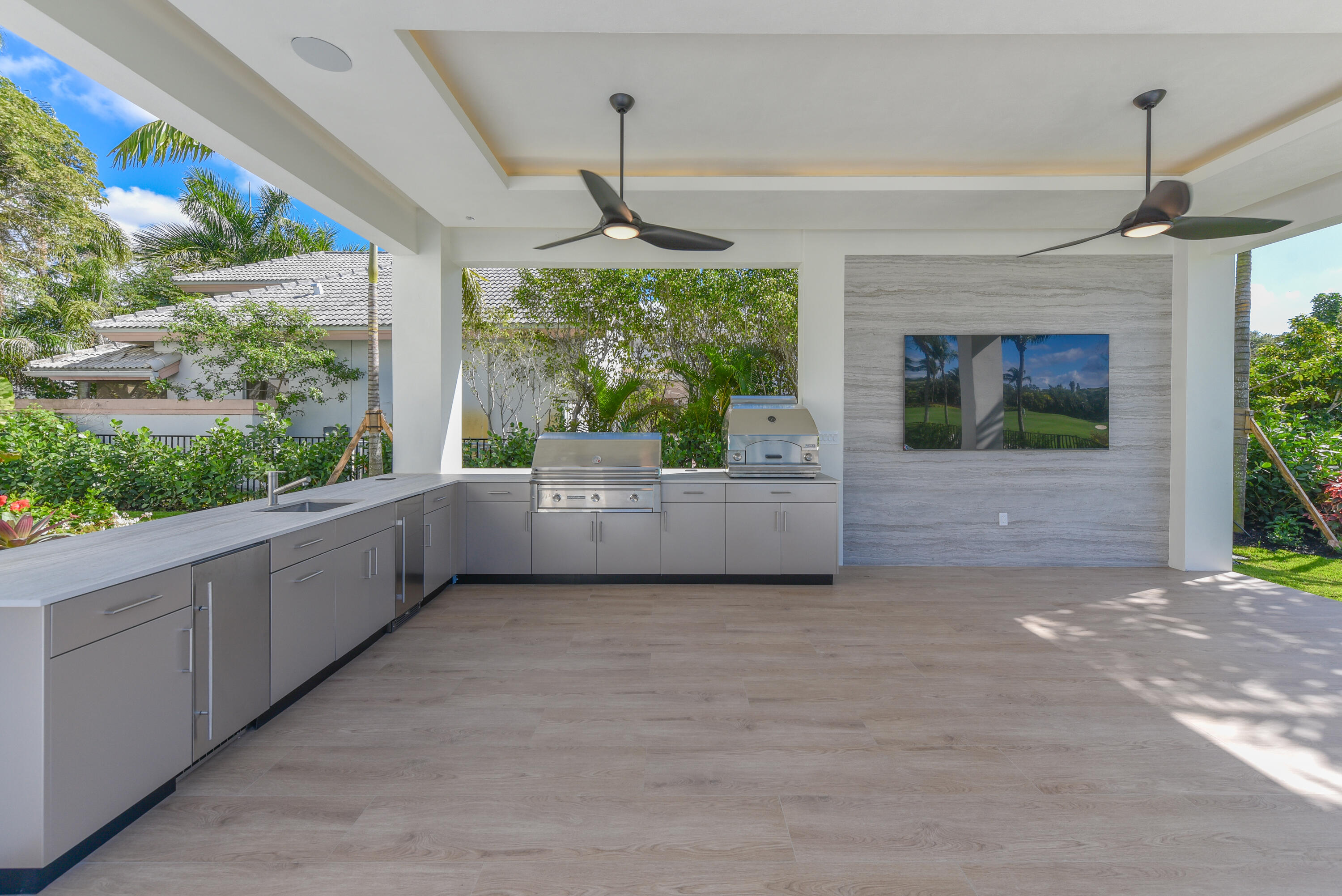 ST ANDREWS COUNTRY CLUB - Residential