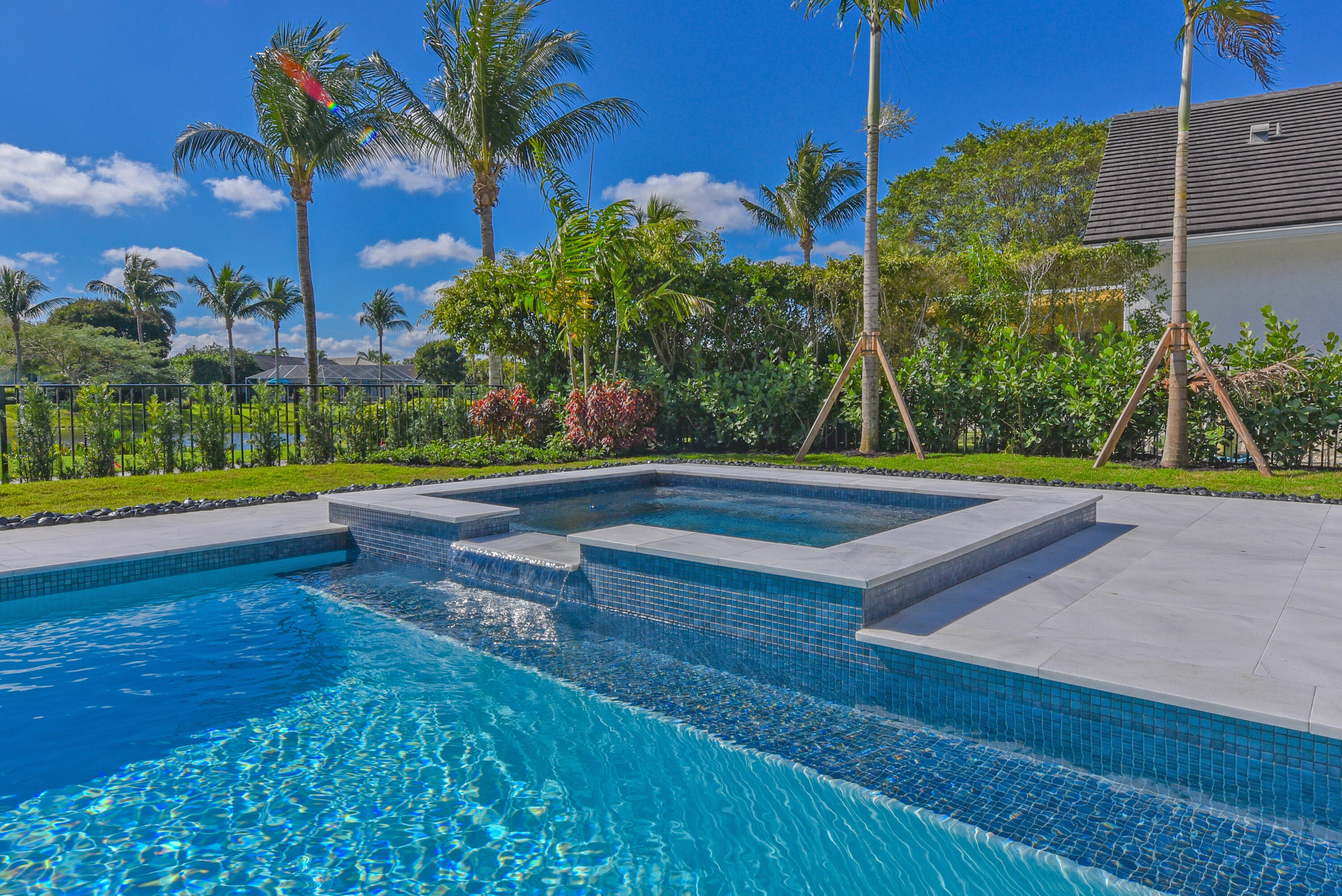 ST ANDREWS COUNTRY CLUB - Residential