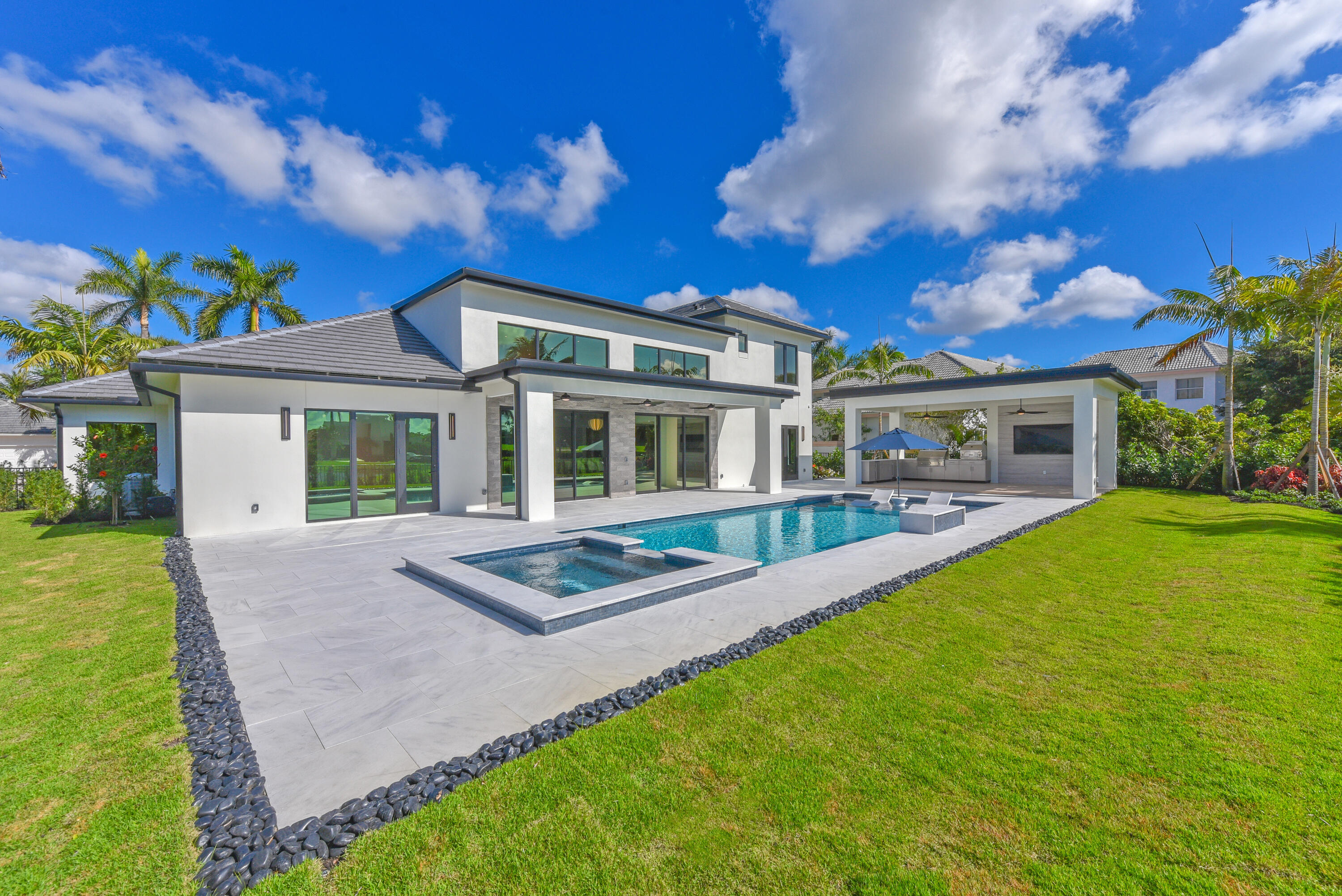 ST ANDREWS COUNTRY CLUB - Residential