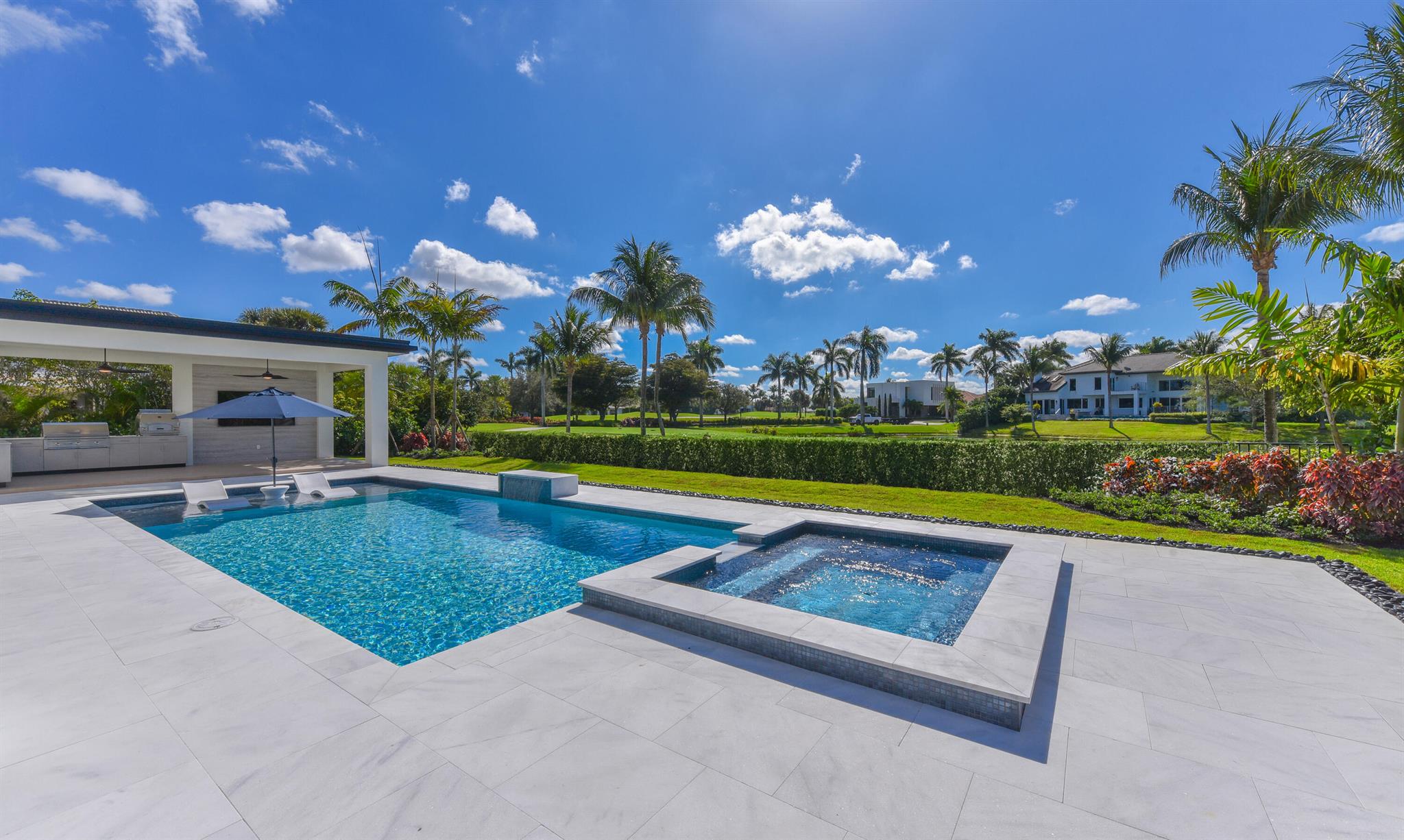 ST ANDREWS COUNTRY CLUB - Residential