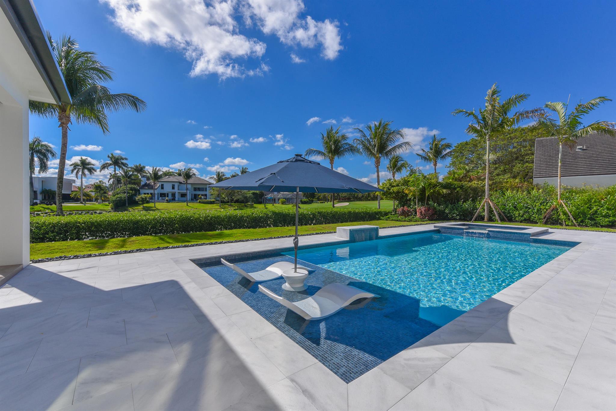 ST ANDREWS COUNTRY CLUB - Residential