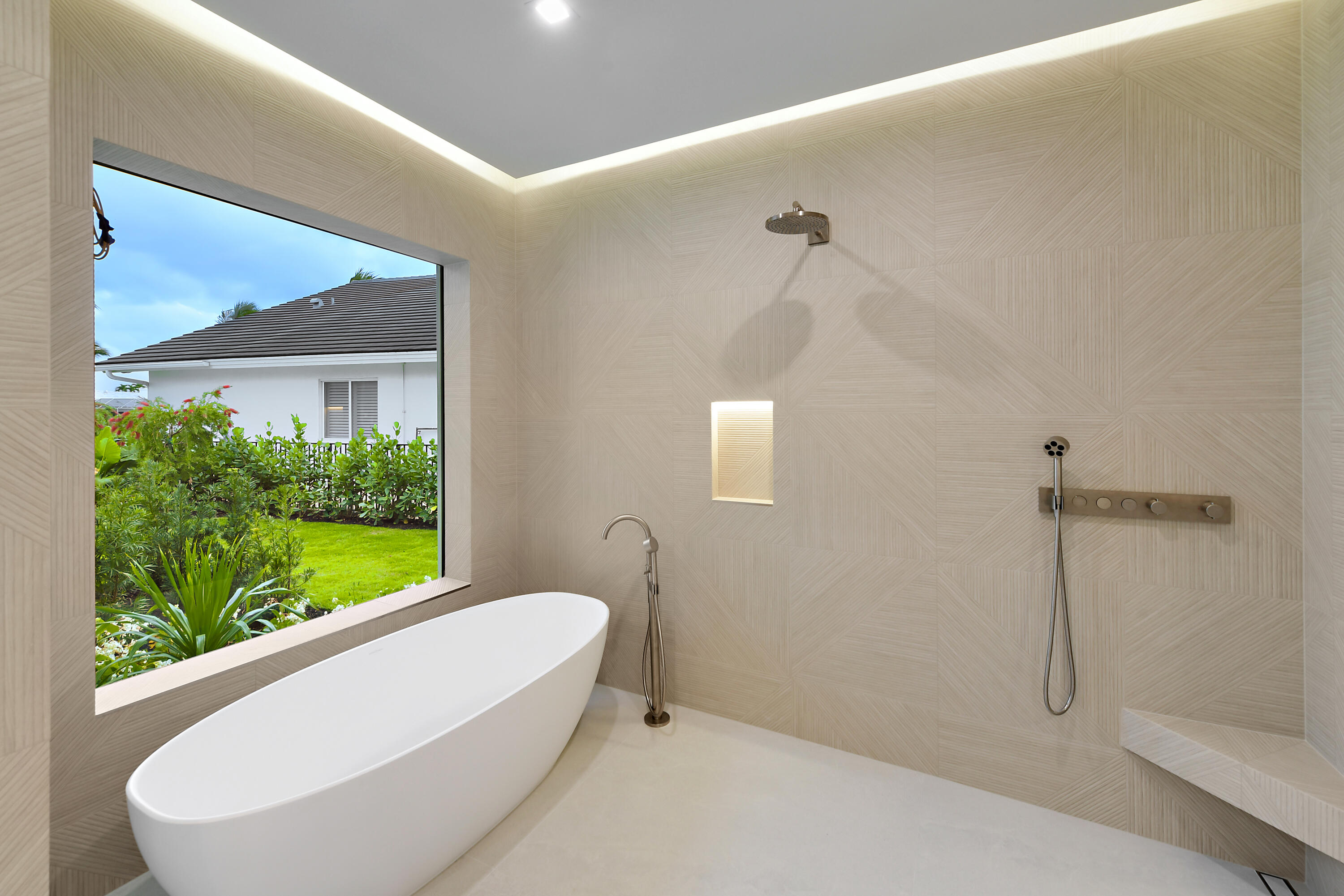 ST ANDREWS COUNTRY CLUB - Residential