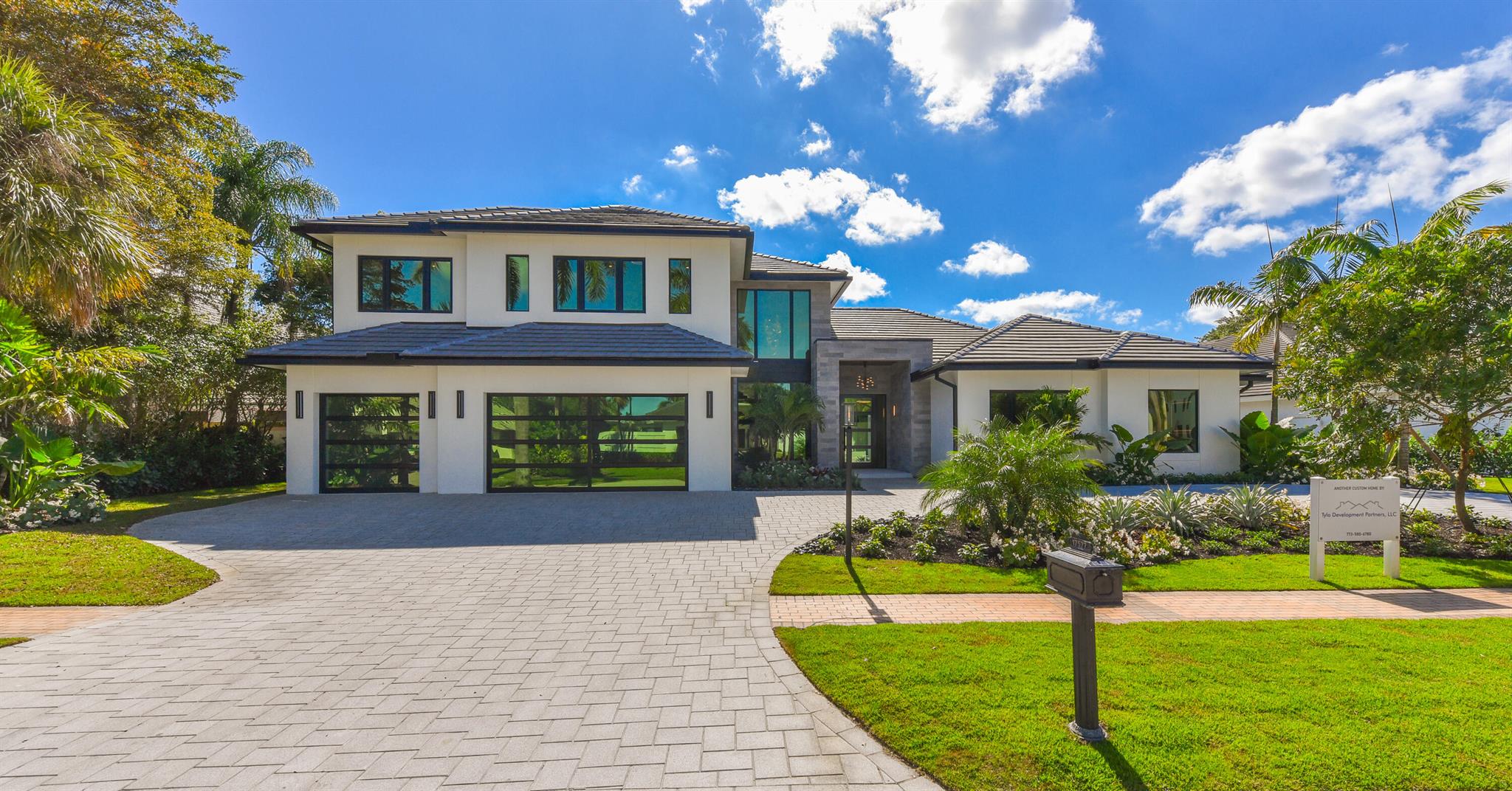 ST ANDREWS COUNTRY CLUB - Residential