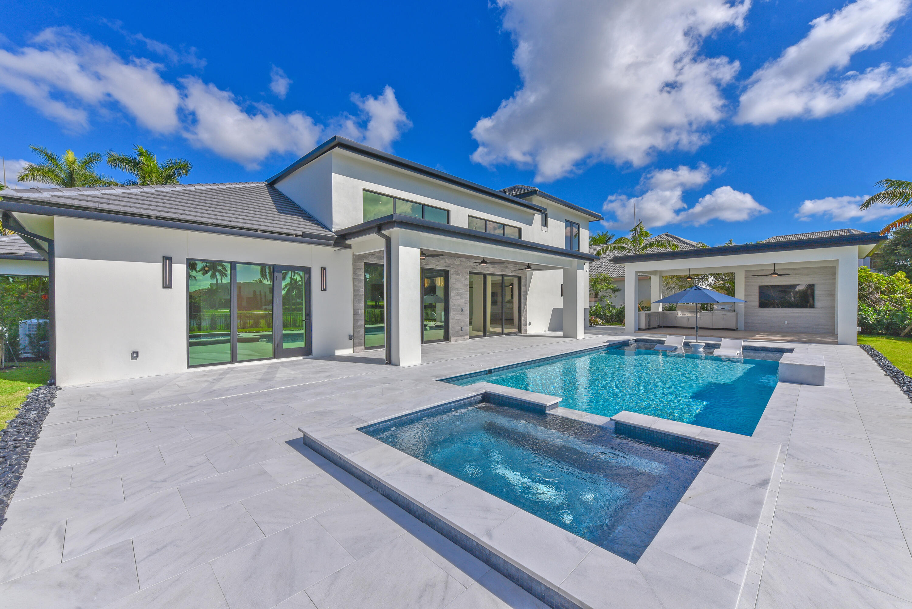 ST ANDREWS COUNTRY CLUB - Residential