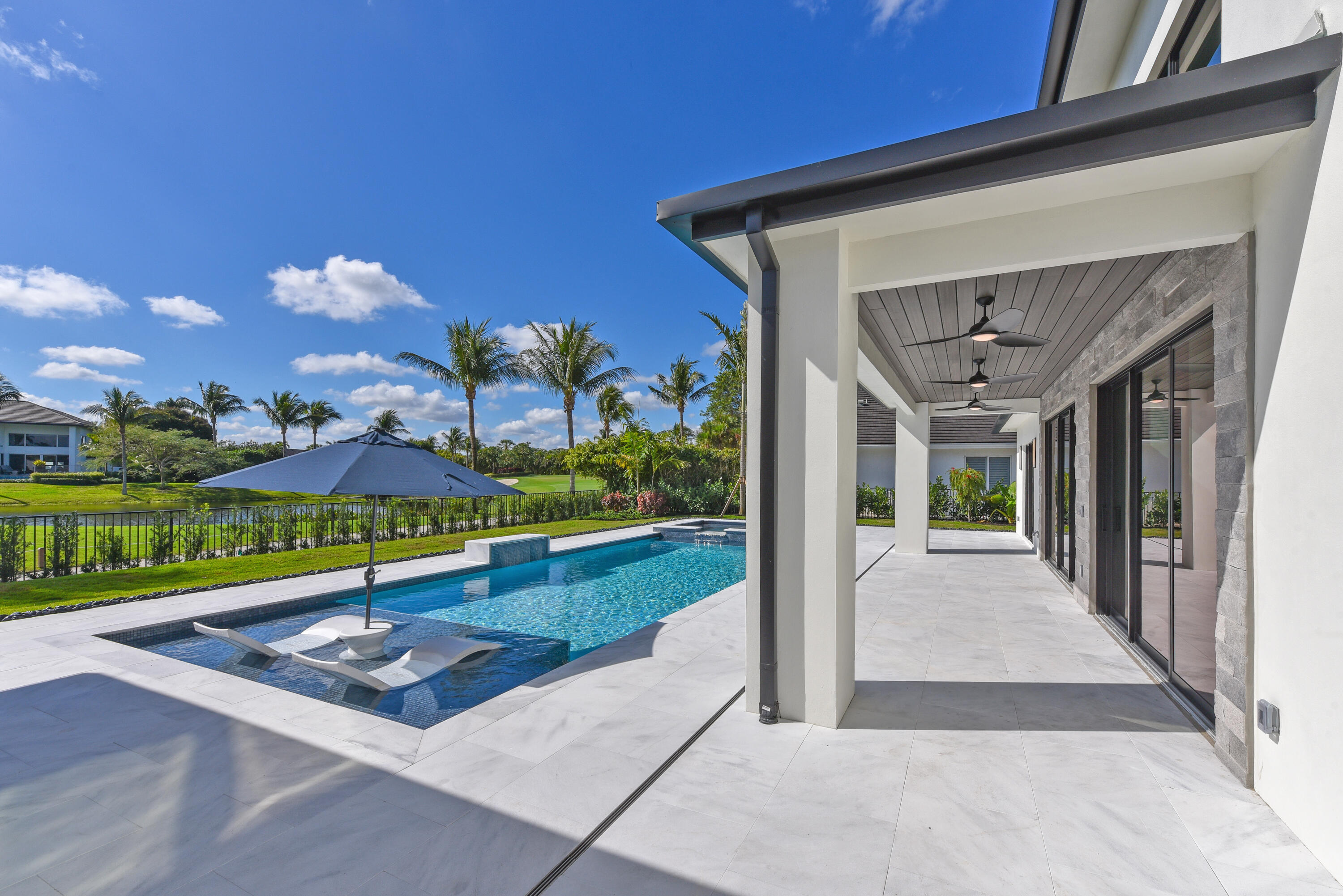 ST ANDREWS COUNTRY CLUB - Residential