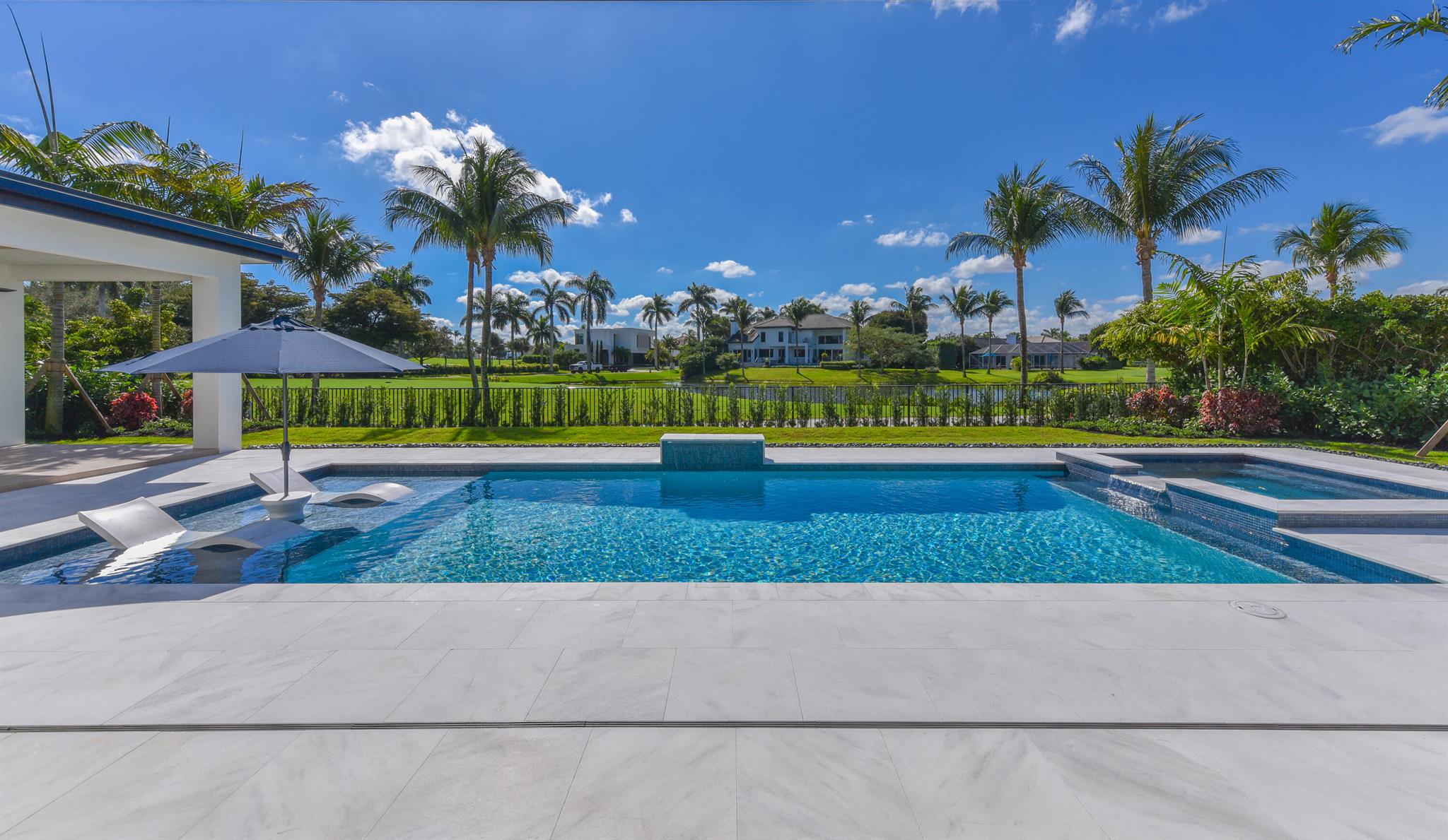 ST ANDREWS COUNTRY CLUB - Residential