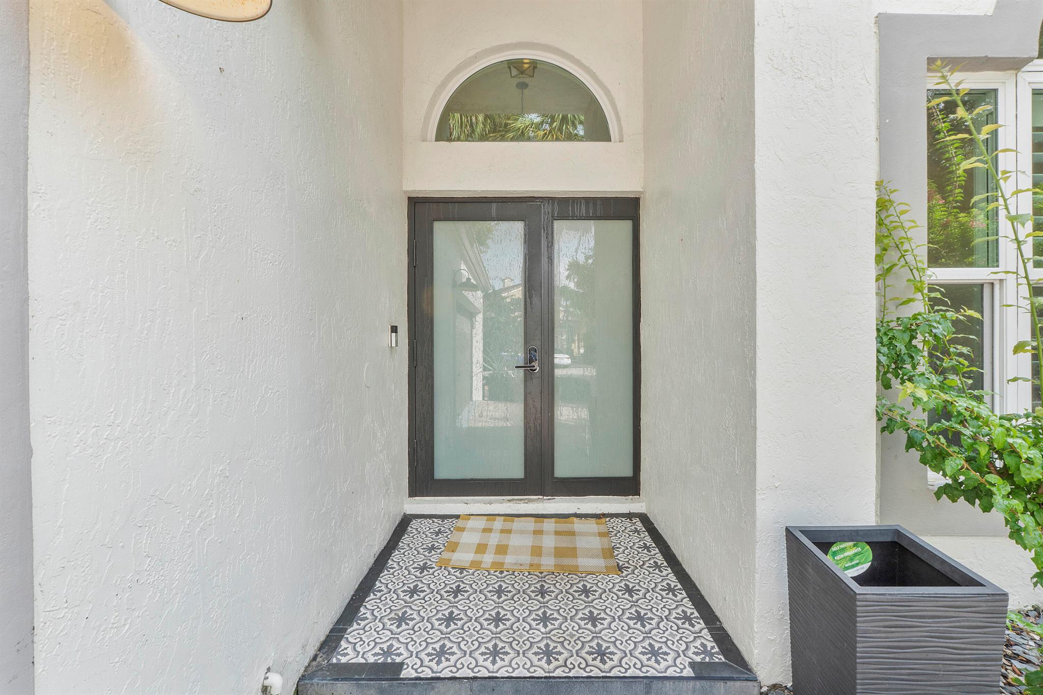 6755 NW 75th Place