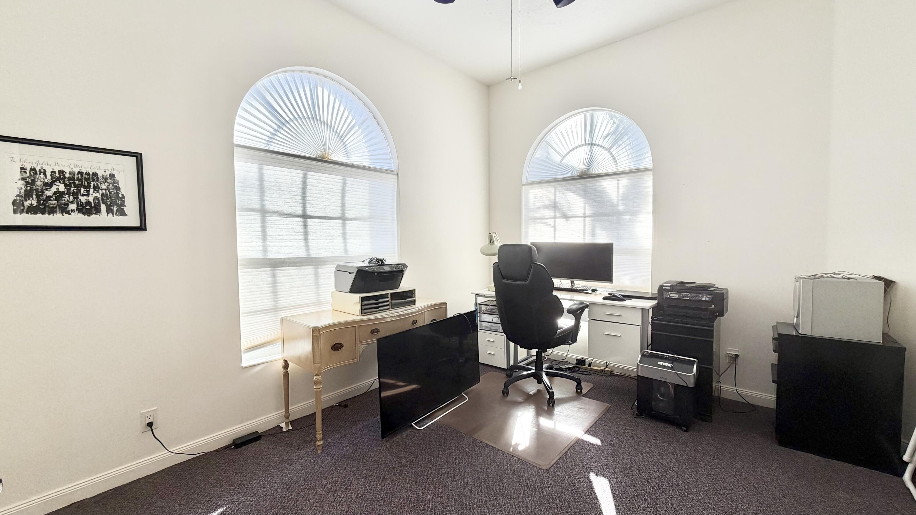 RIVERWALK - Residential