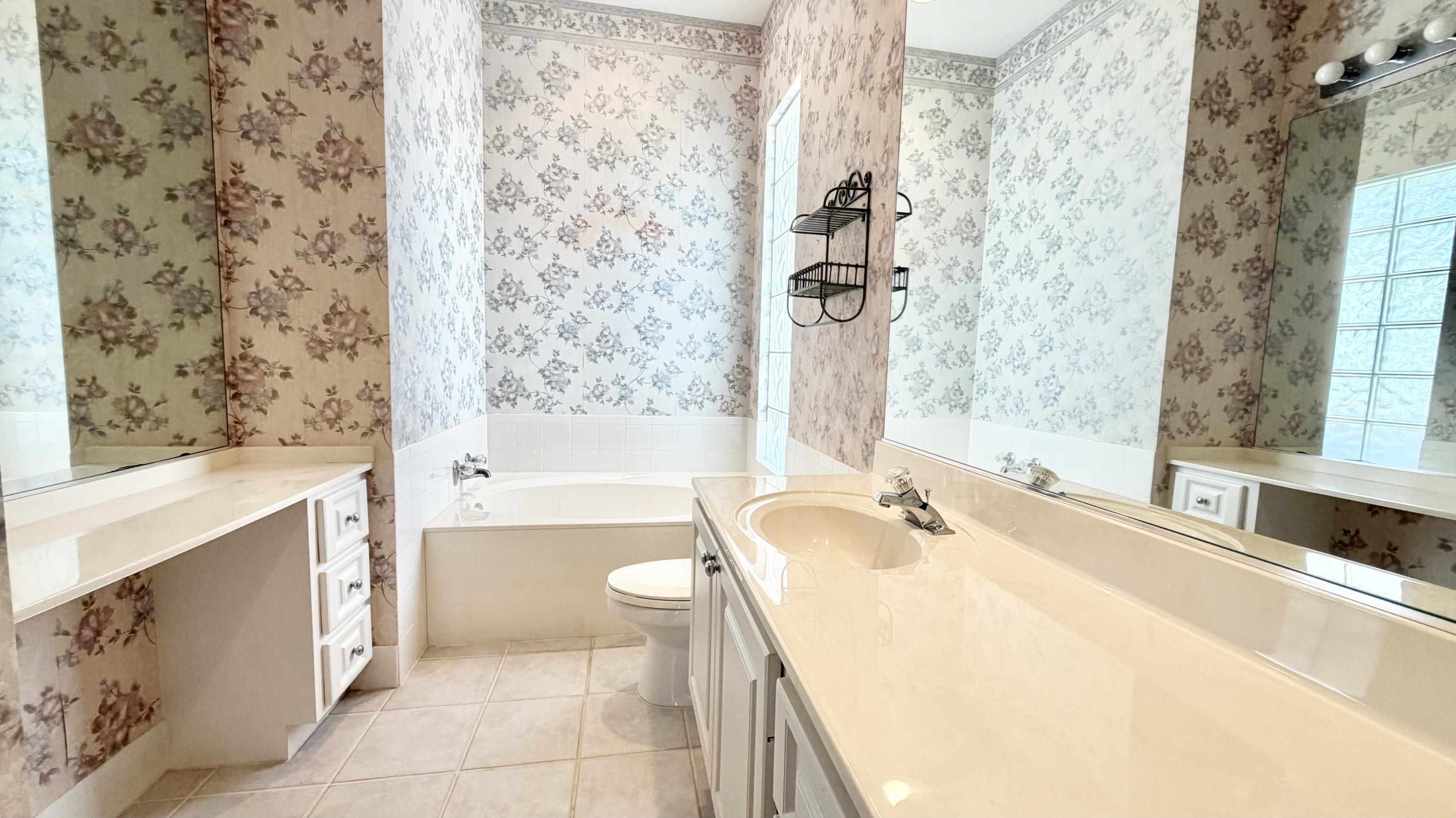 RIVERWALK - Residential