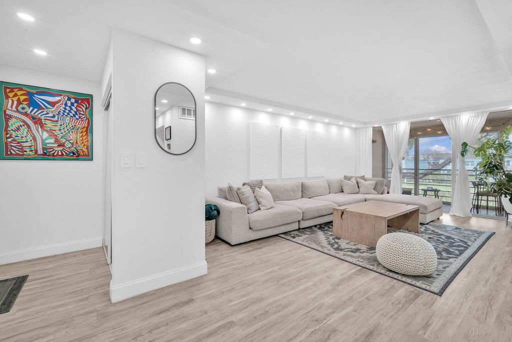 Photo of 6921 Cypress Road #Apt B19, Plantation, FL 33317 (MLS # B26023140)