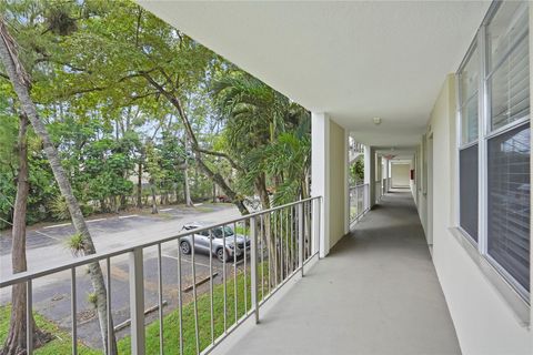 A home in Lauderdale Lakes