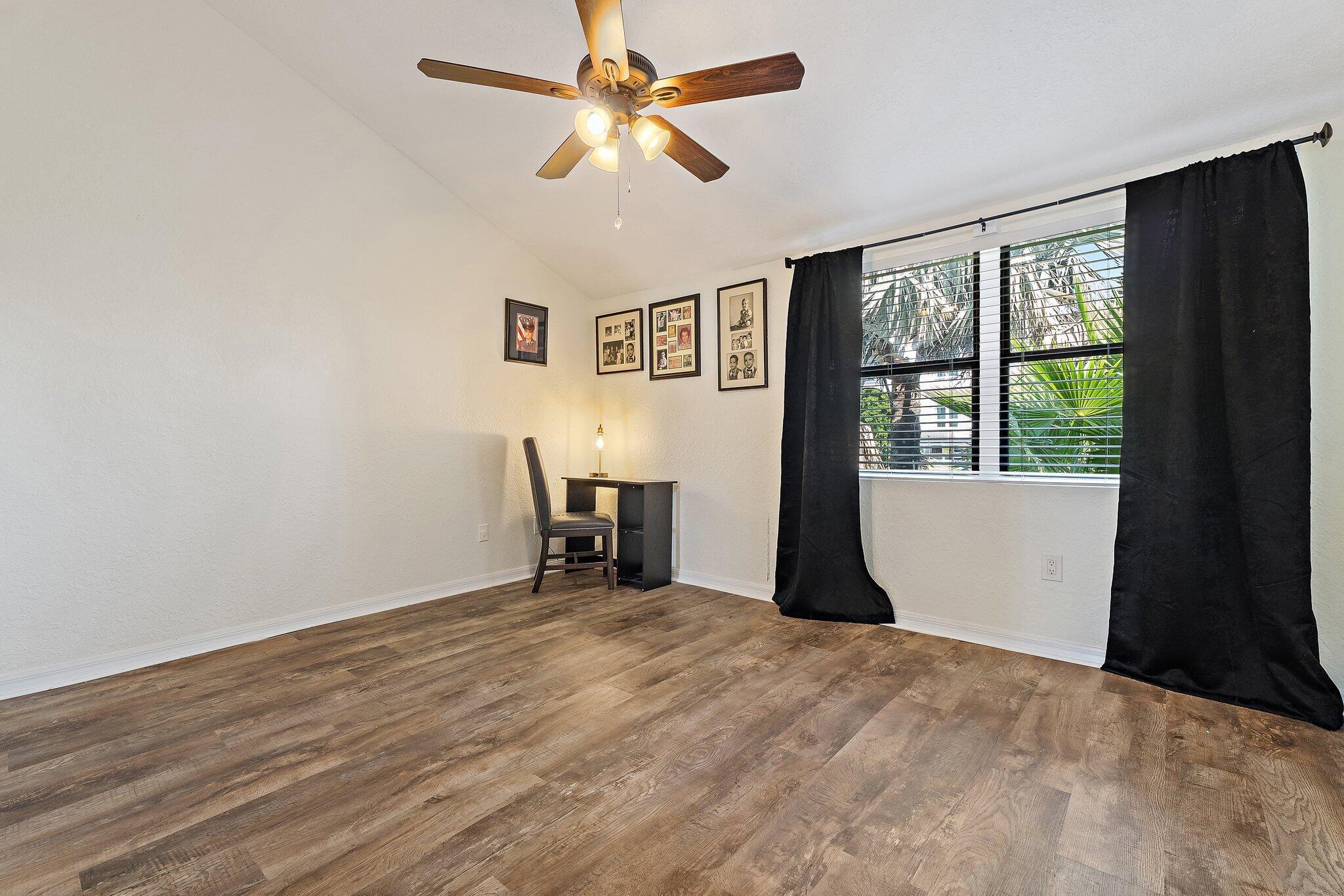 CORAL COVE BEACH SECTION - Residential
