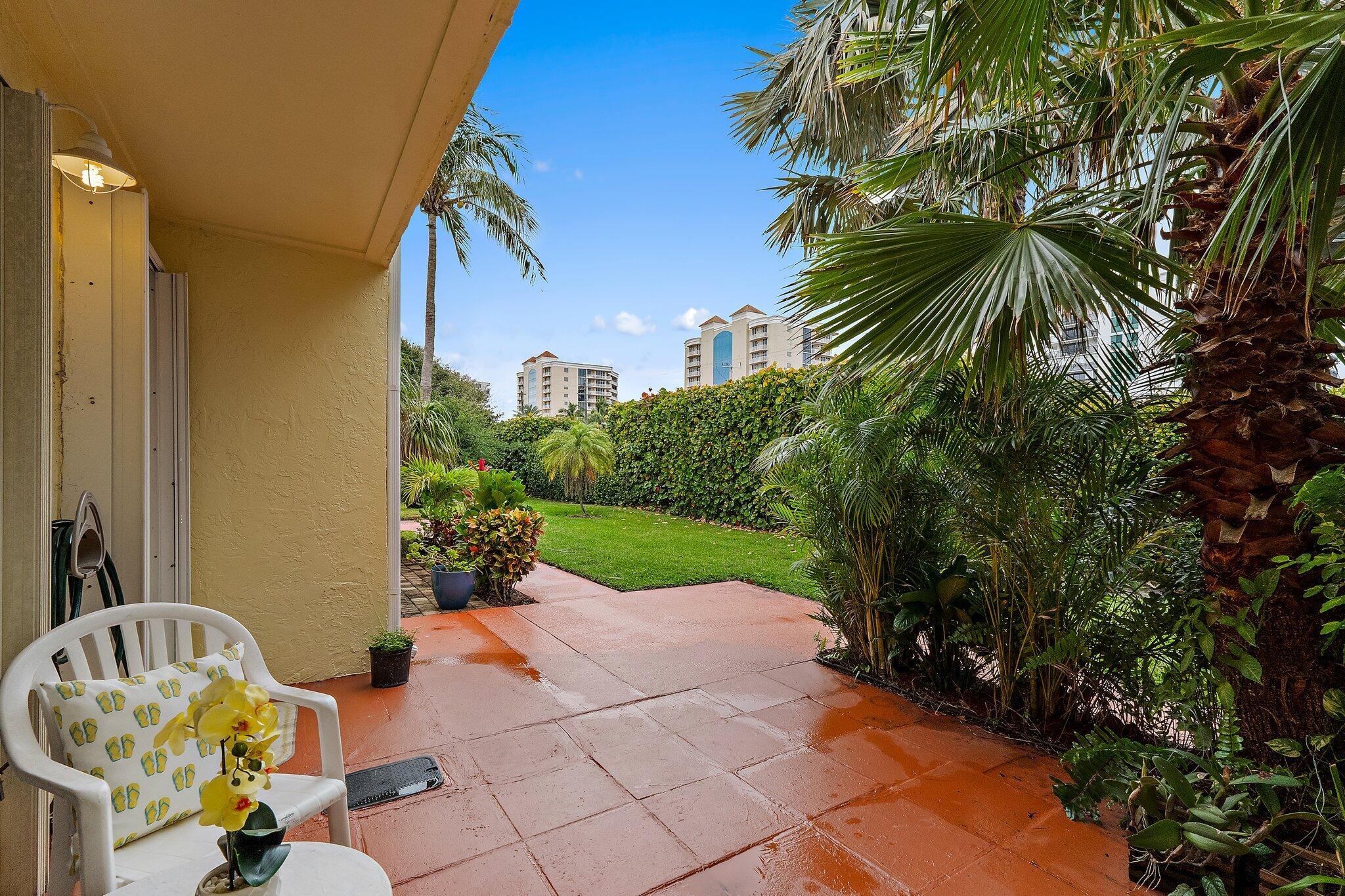 CORAL COVE BEACH SECTION - Residential