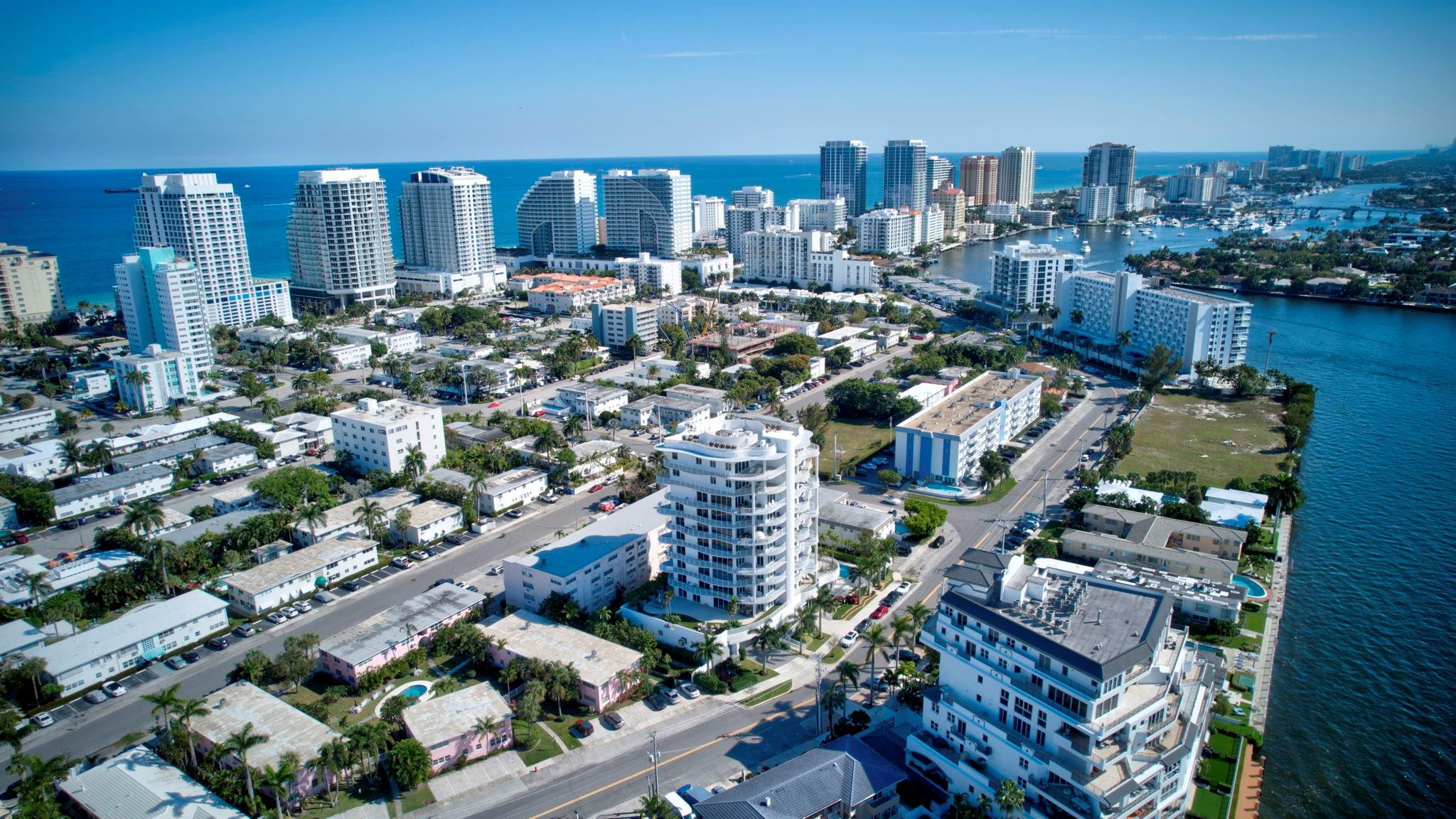 The Wave On Bayshore - Residential