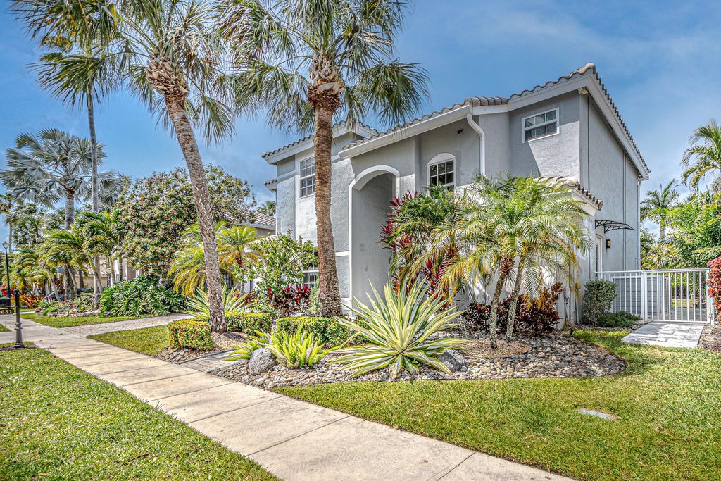 Photo of 10631 Bexley Boulevard, Boca Raton, FL 33428 (MLS # F10537503)