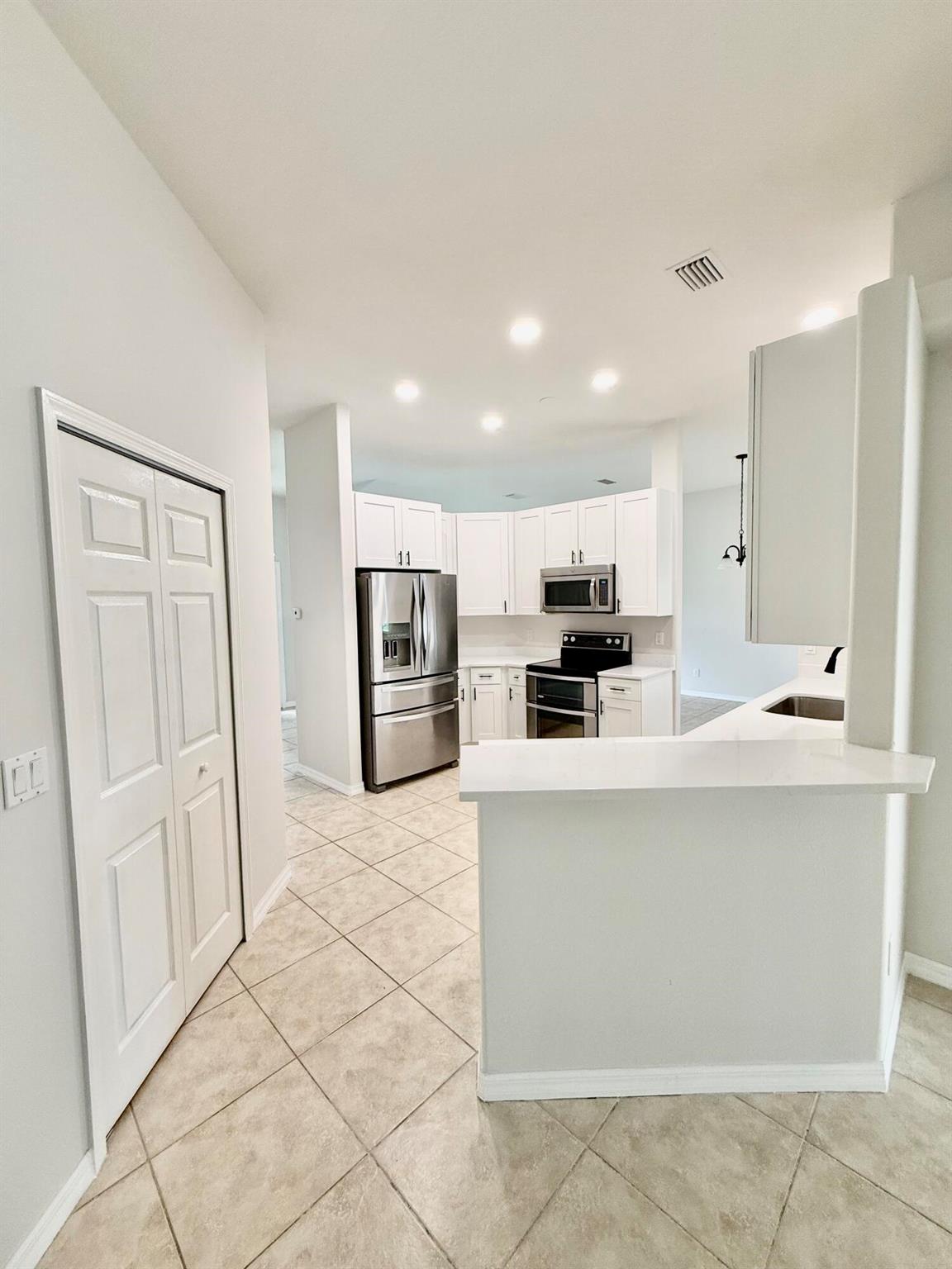 PORT ST LUCIE SECTION 14 - Residential