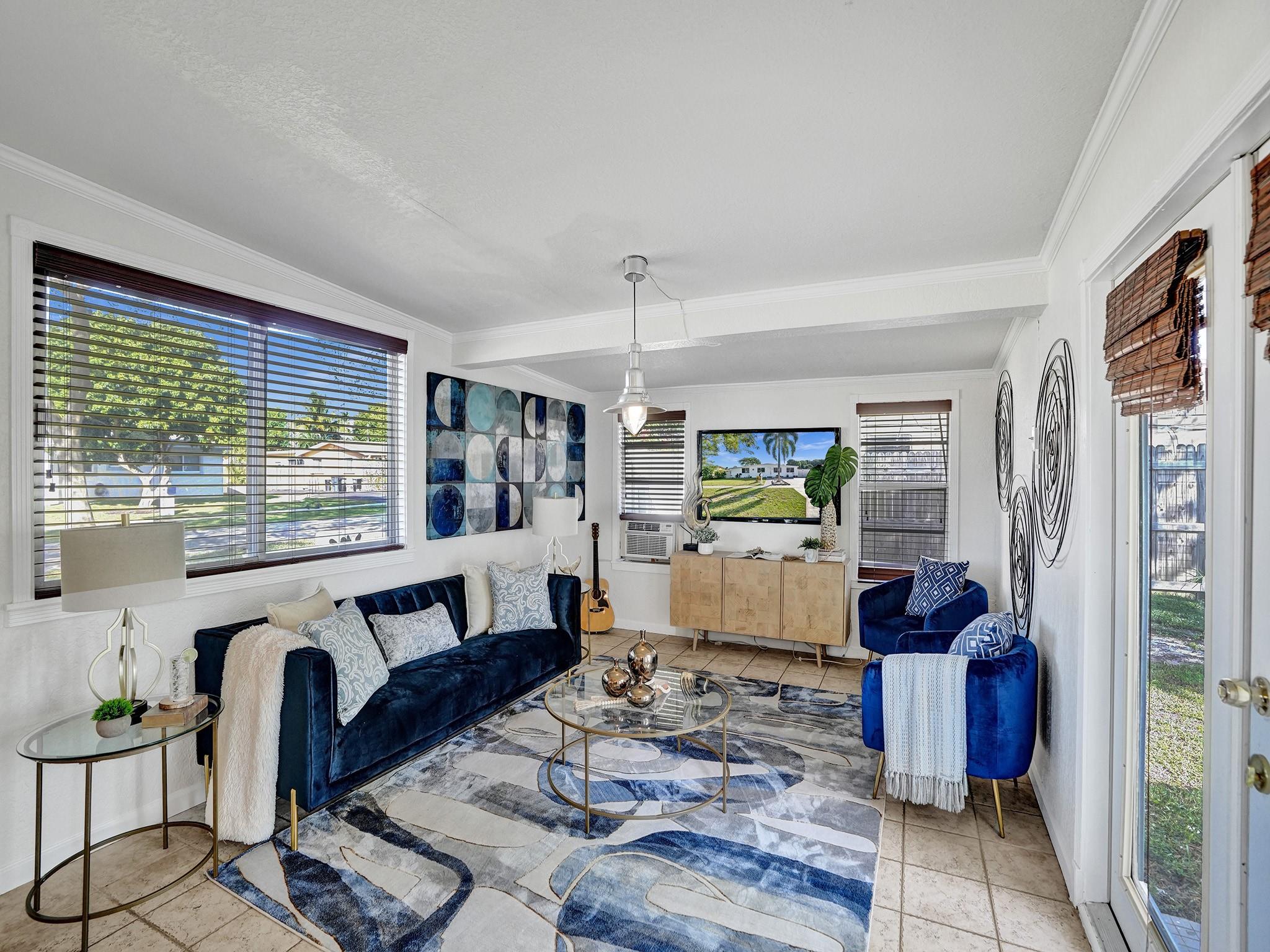 Bahama Heights 02 - Residential