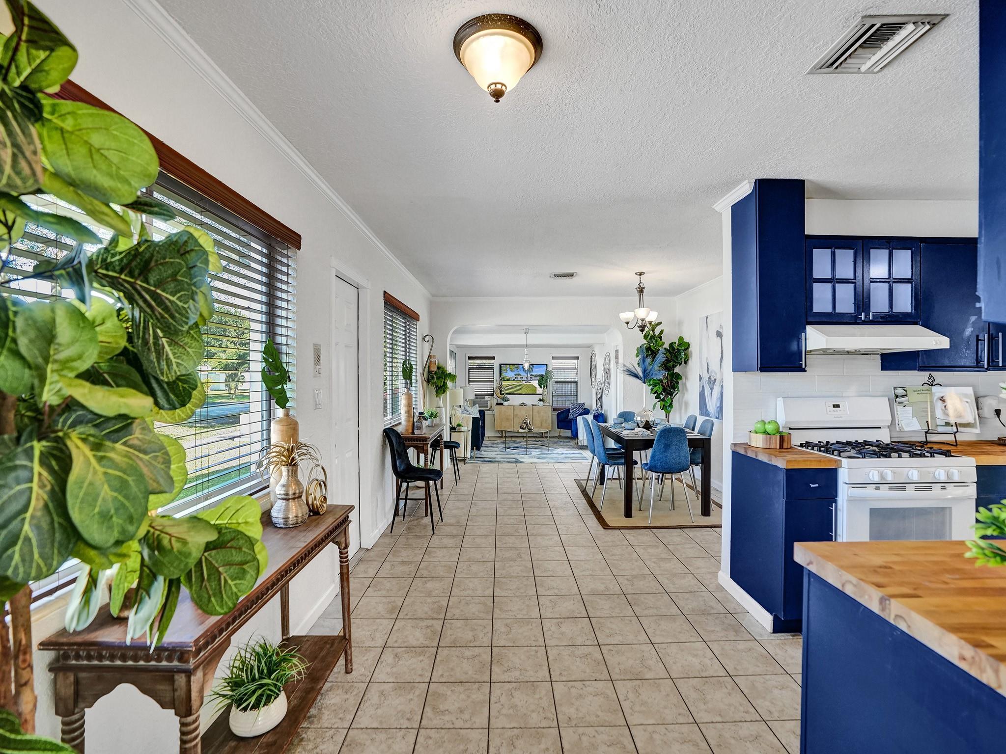 Bahama Heights 02 - Residential