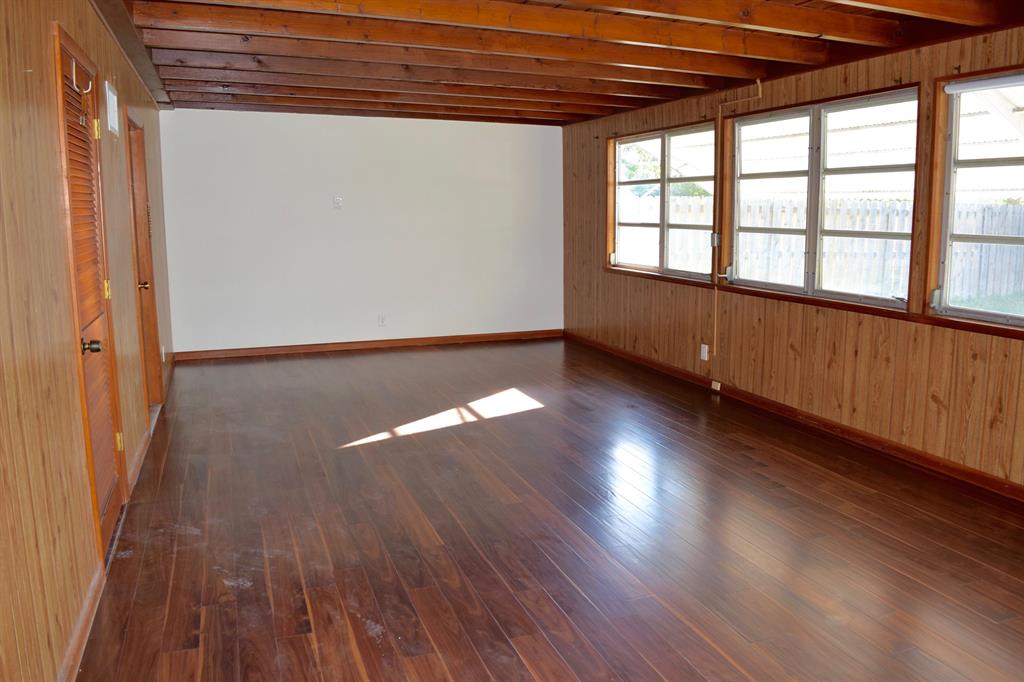 SEMINOLE MANOR 1 - Residential